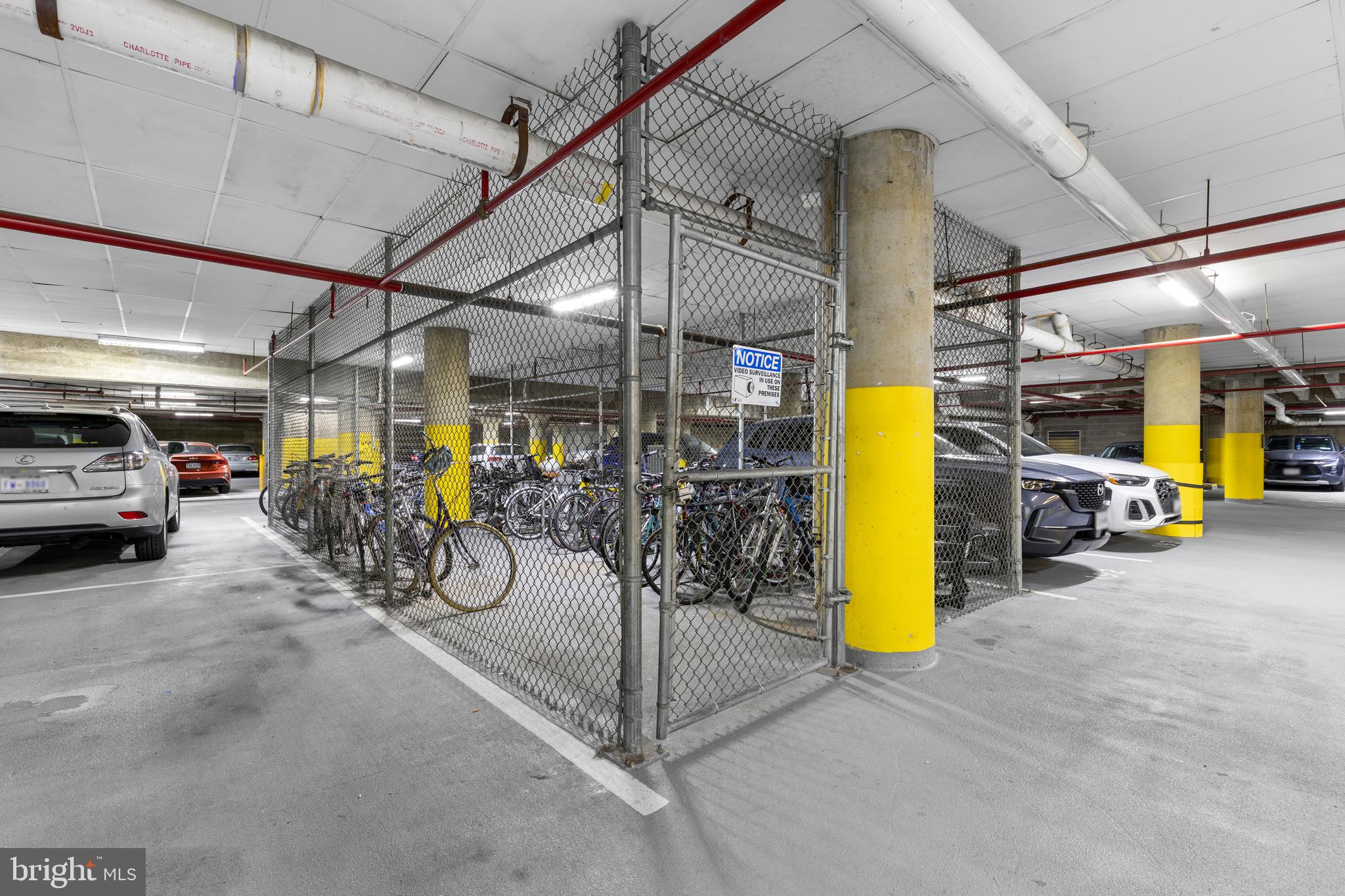 1001 N Randolph St #910