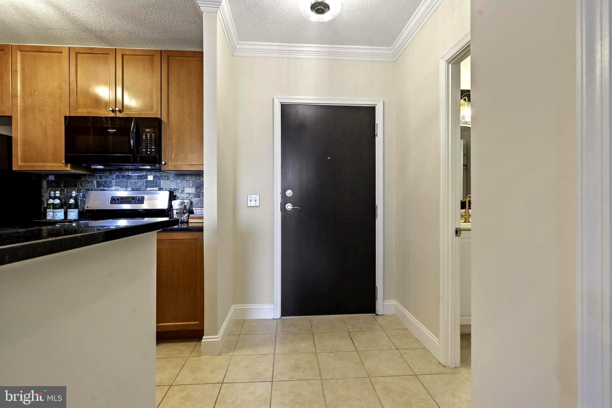 851 N Glebe Rd #1103