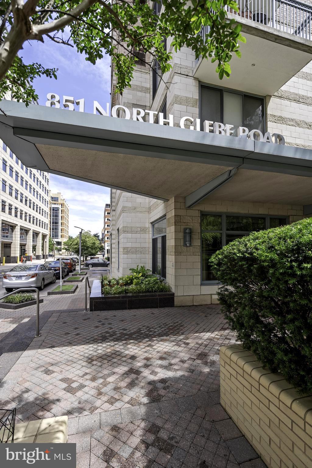 851 N Glebe Rd #1103