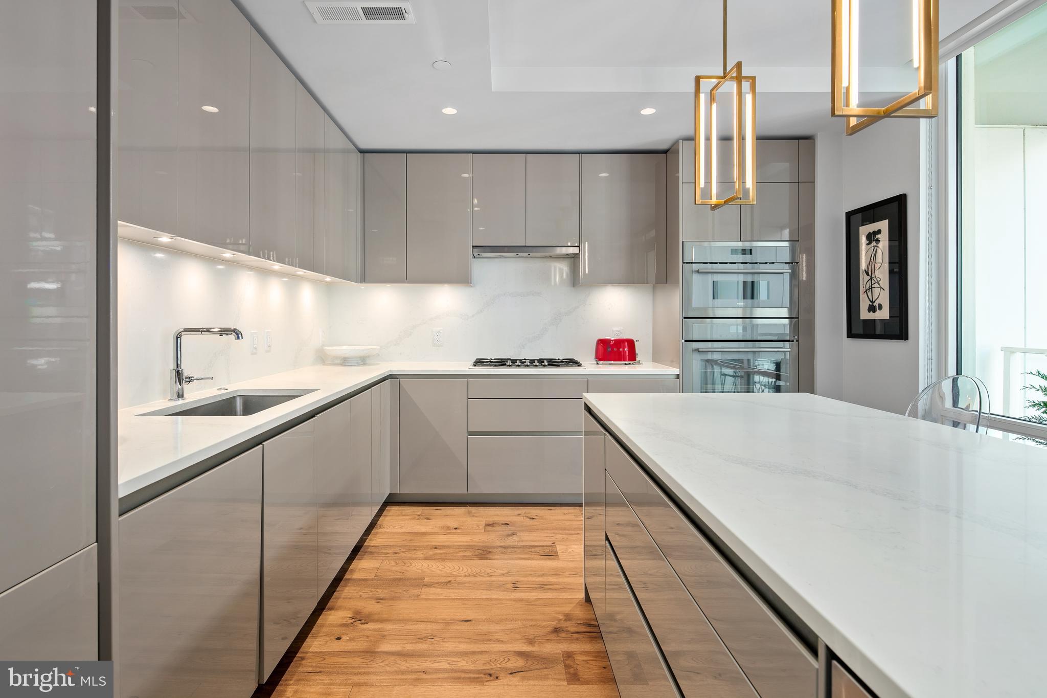 1781 N PIERCE STREET 702