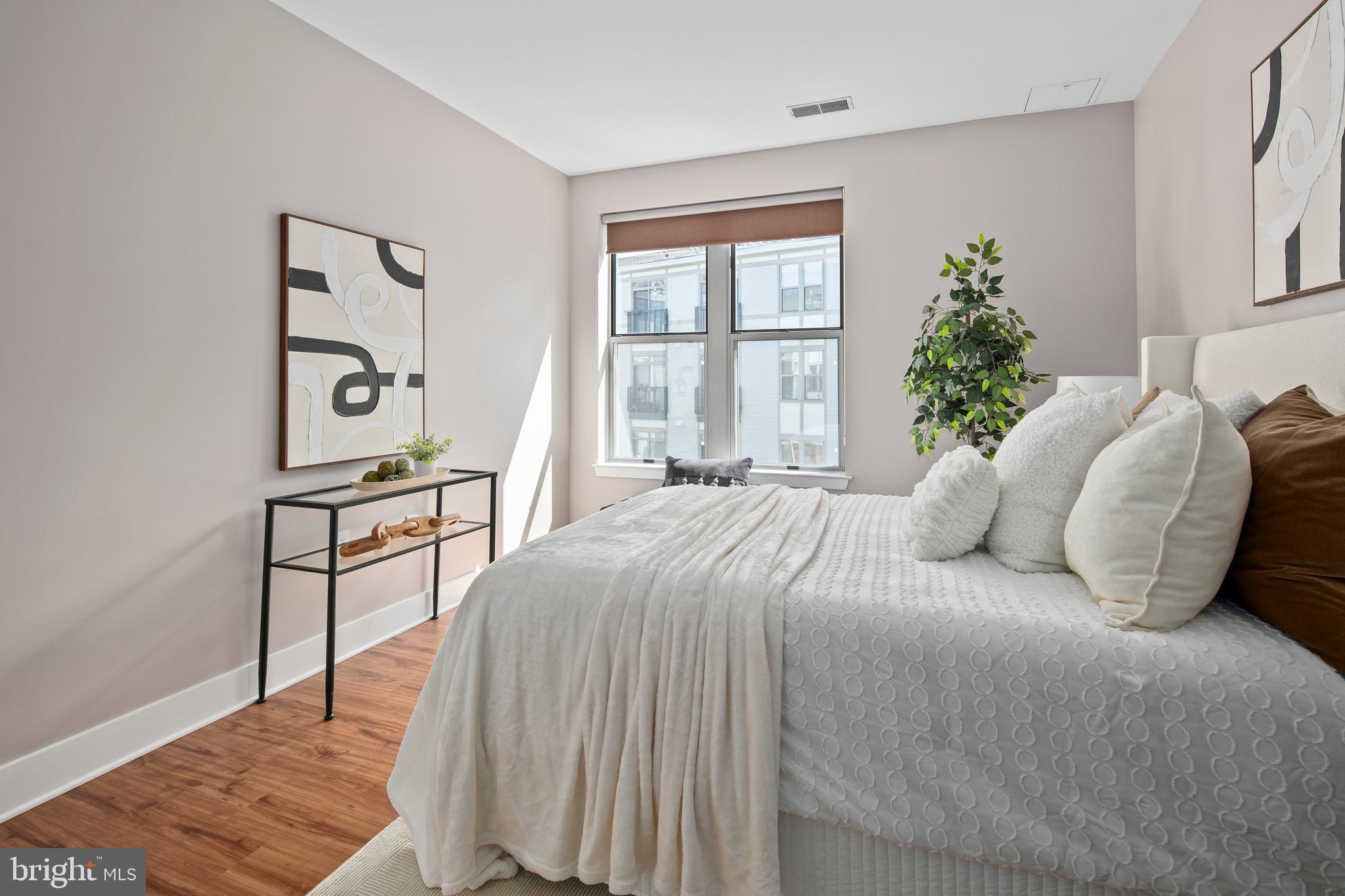 1800 WILSON BOULEVARD 335