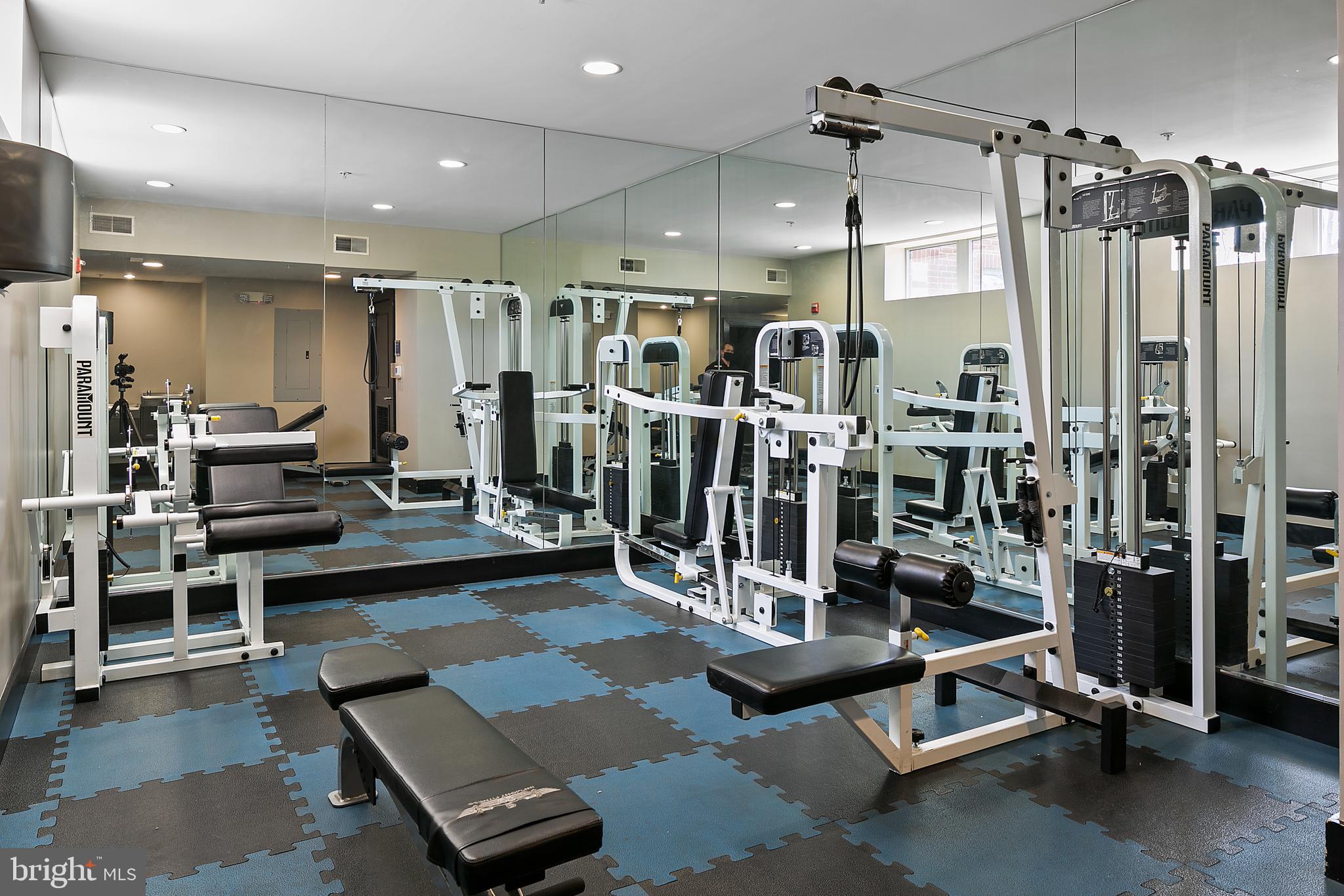 1800 WILSON BOULEVARD 335