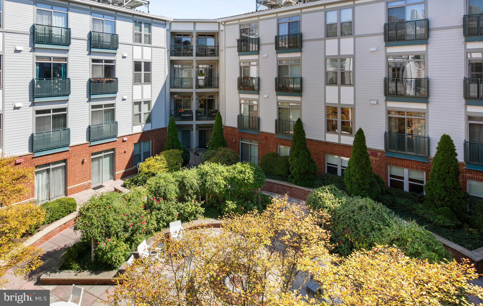 1800 WILSON BOULEVARD 335