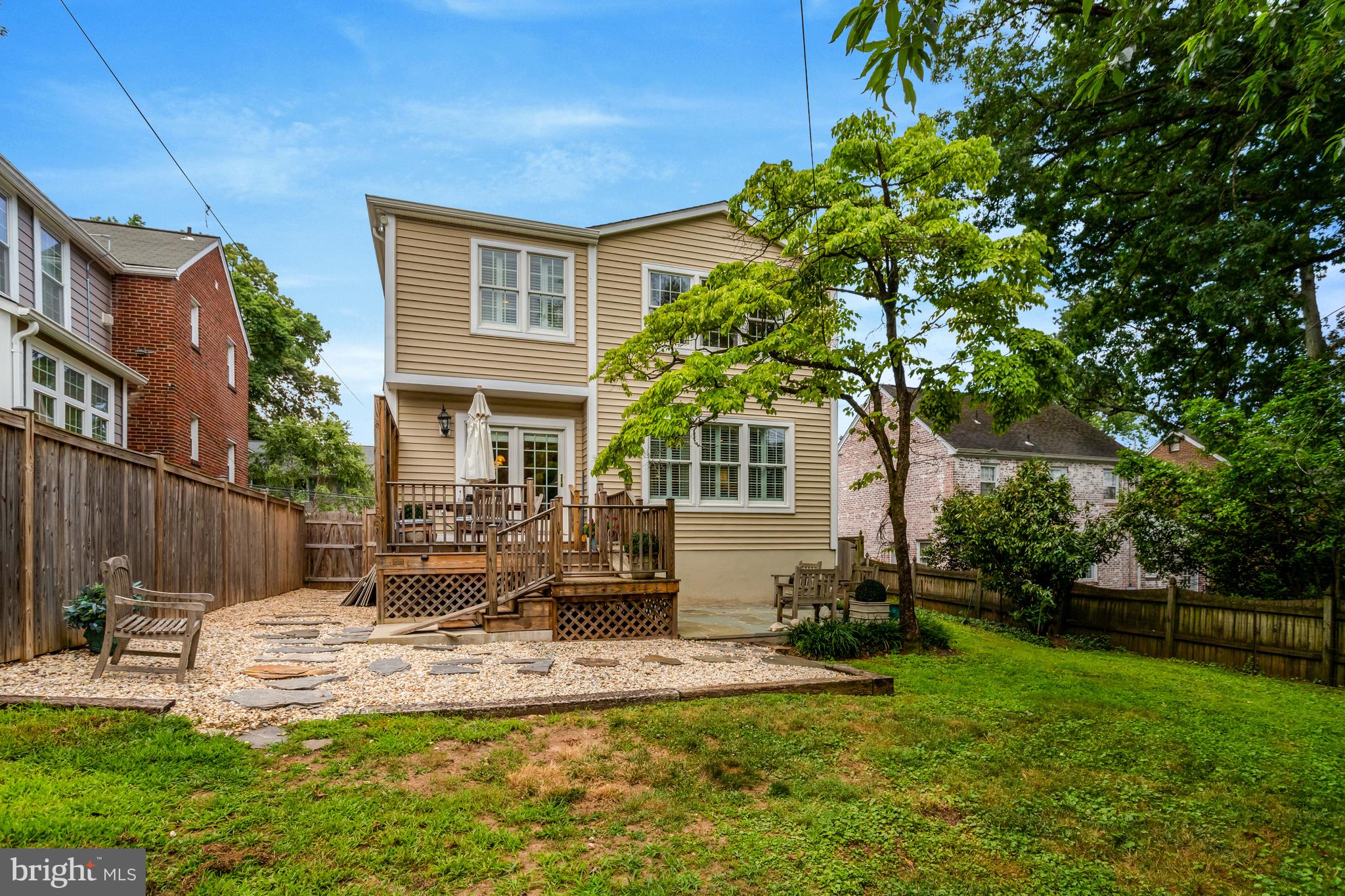 1114 HARRISON STREET N