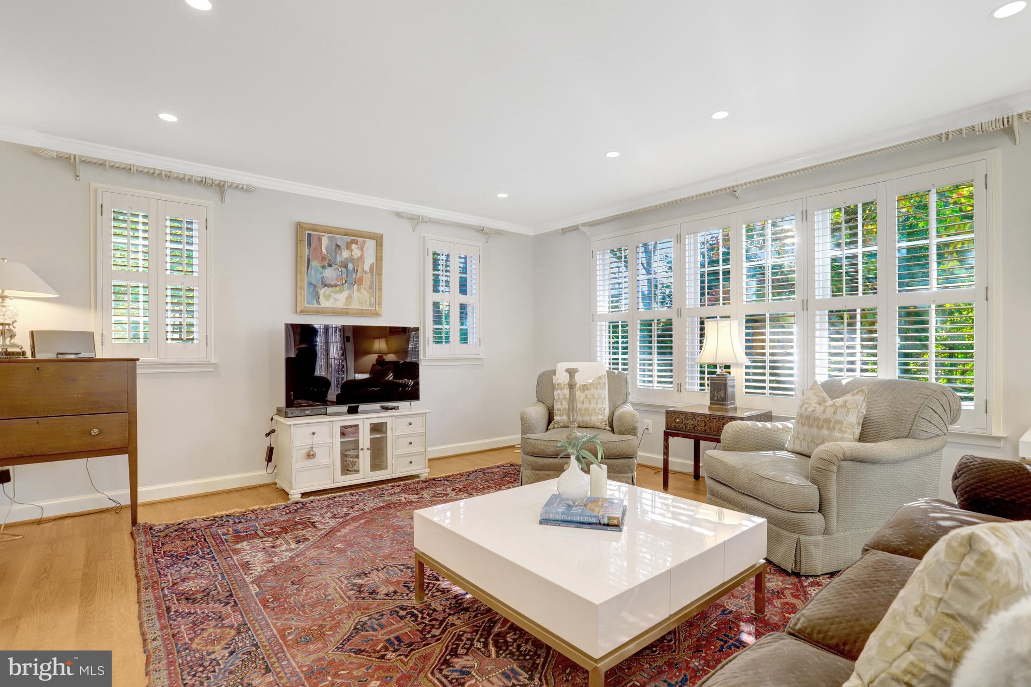 1114 HARRISON STREET N