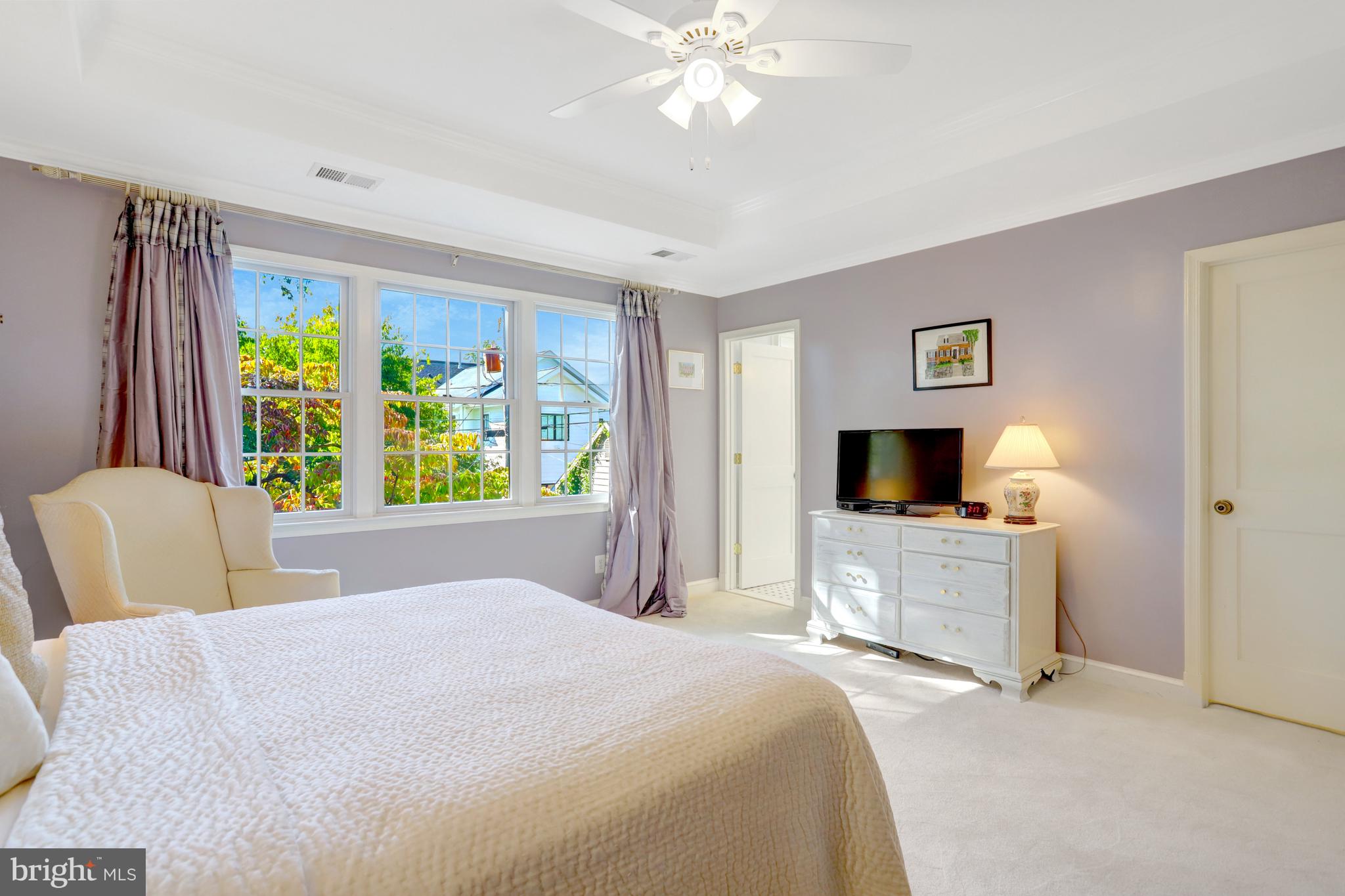 1114 HARRISON STREET N