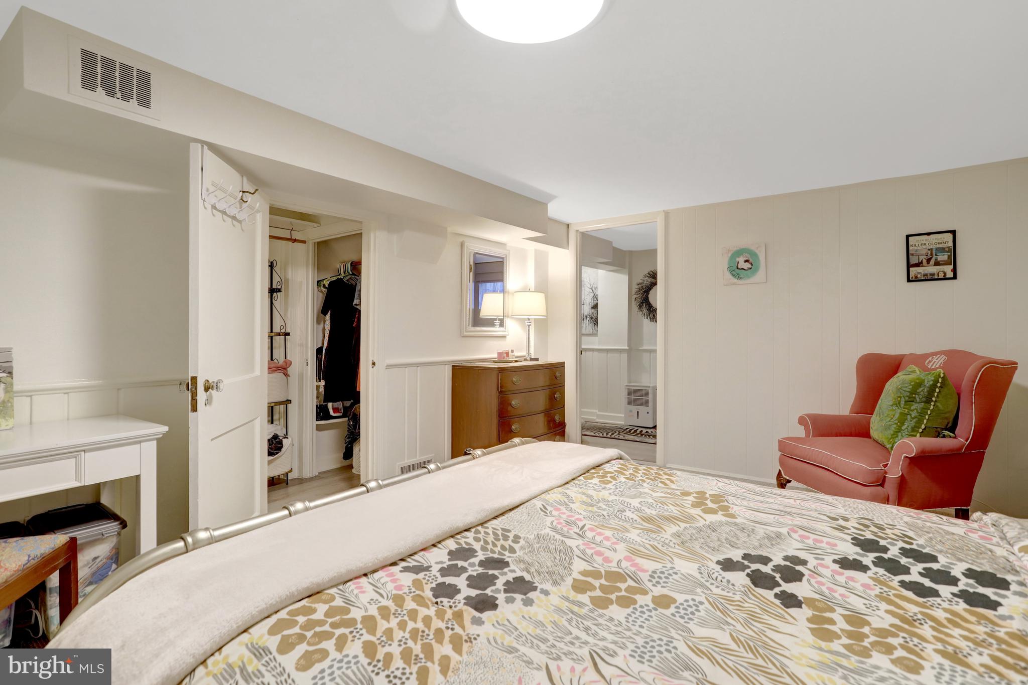 1114 HARRISON STREET N