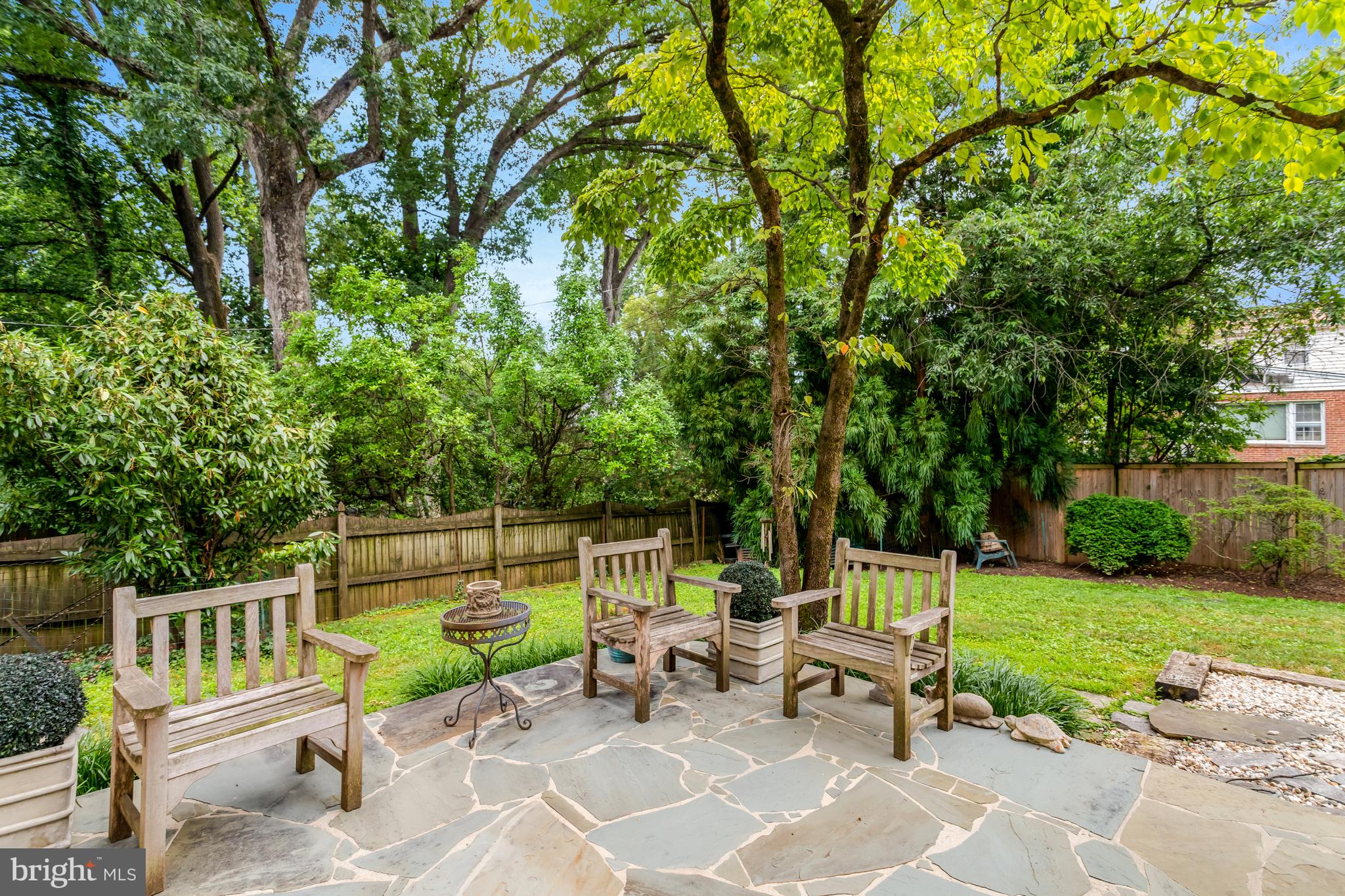 1114 HARRISON STREET N