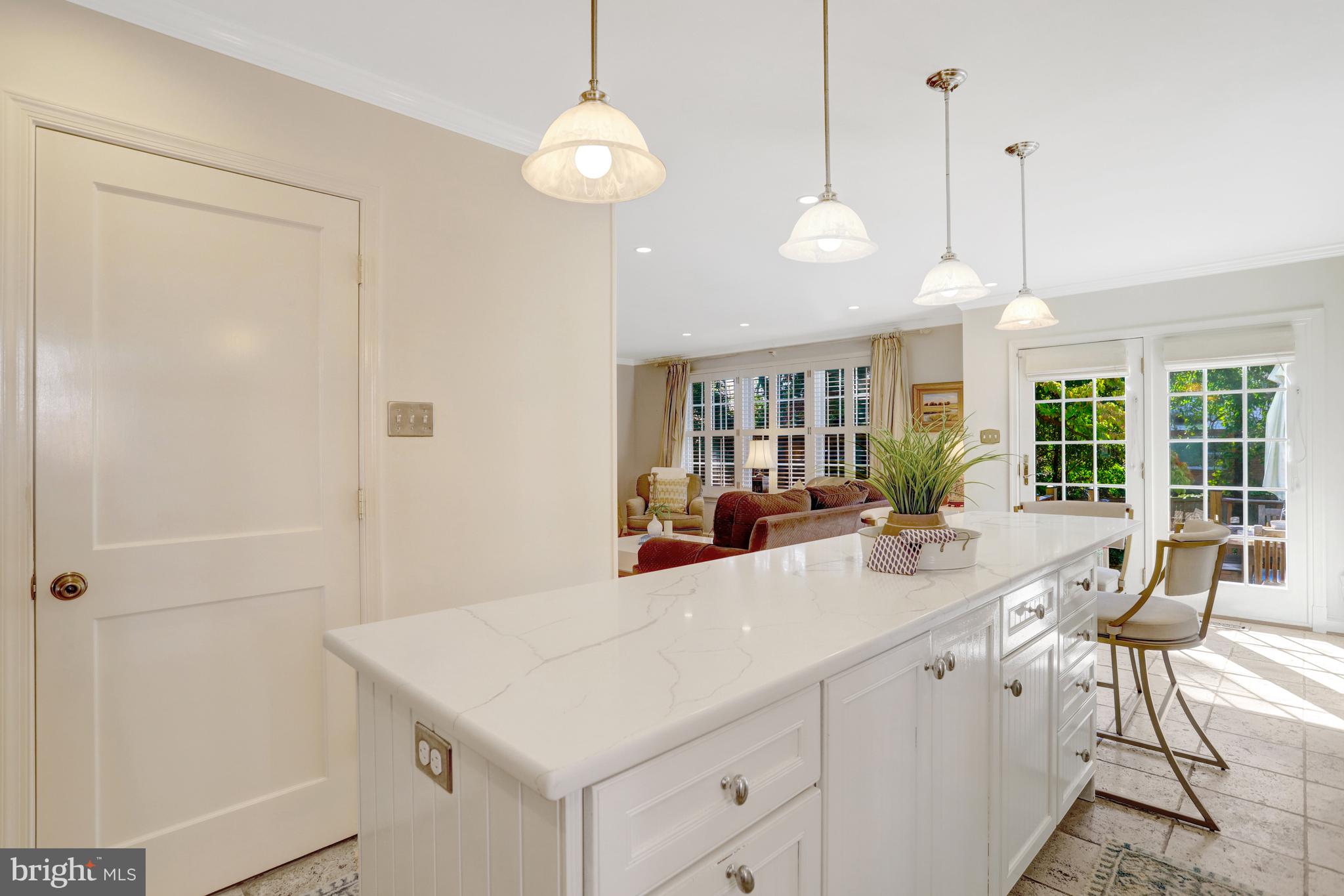 1114 HARRISON STREET N