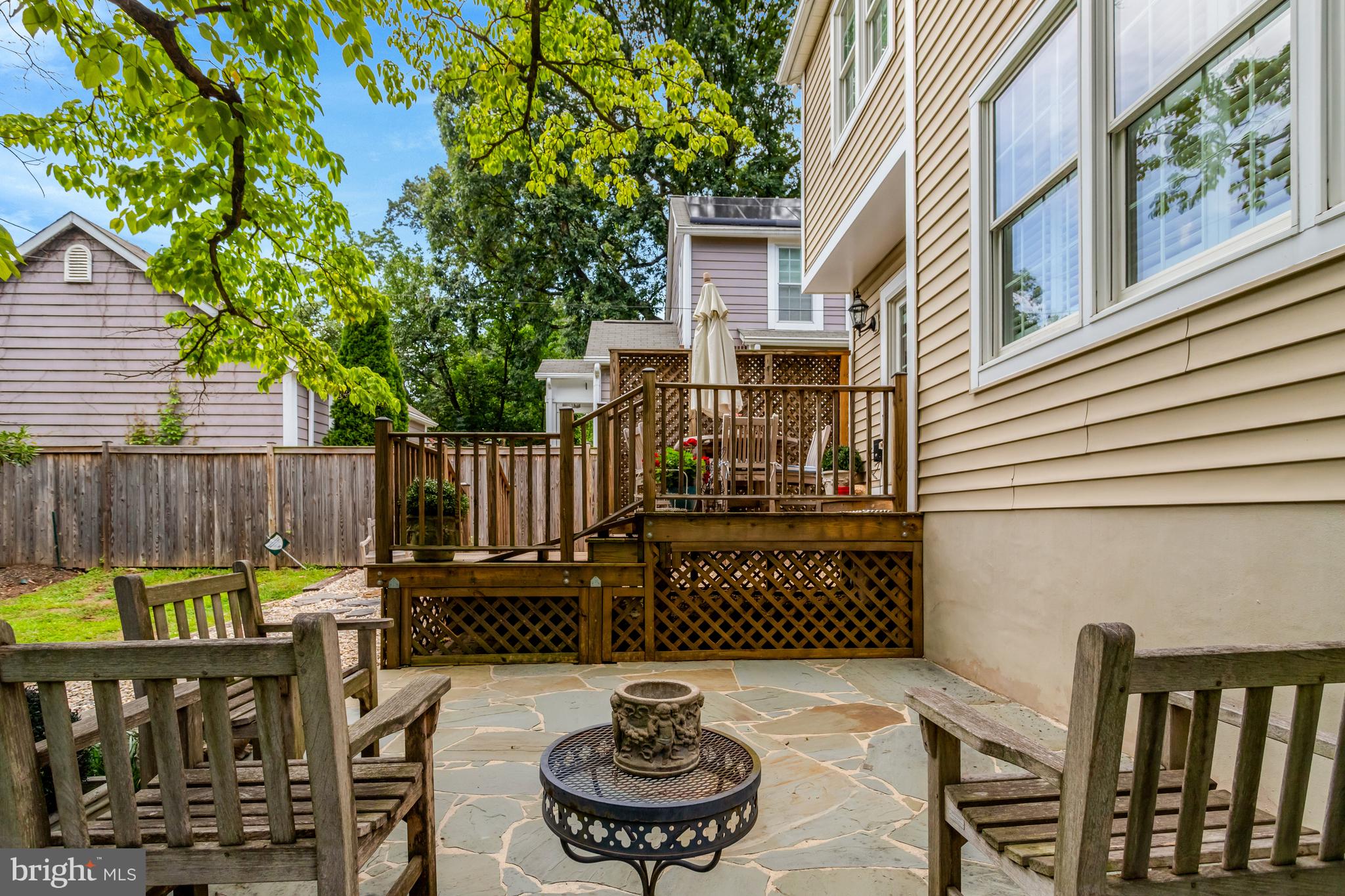 1114 HARRISON STREET N