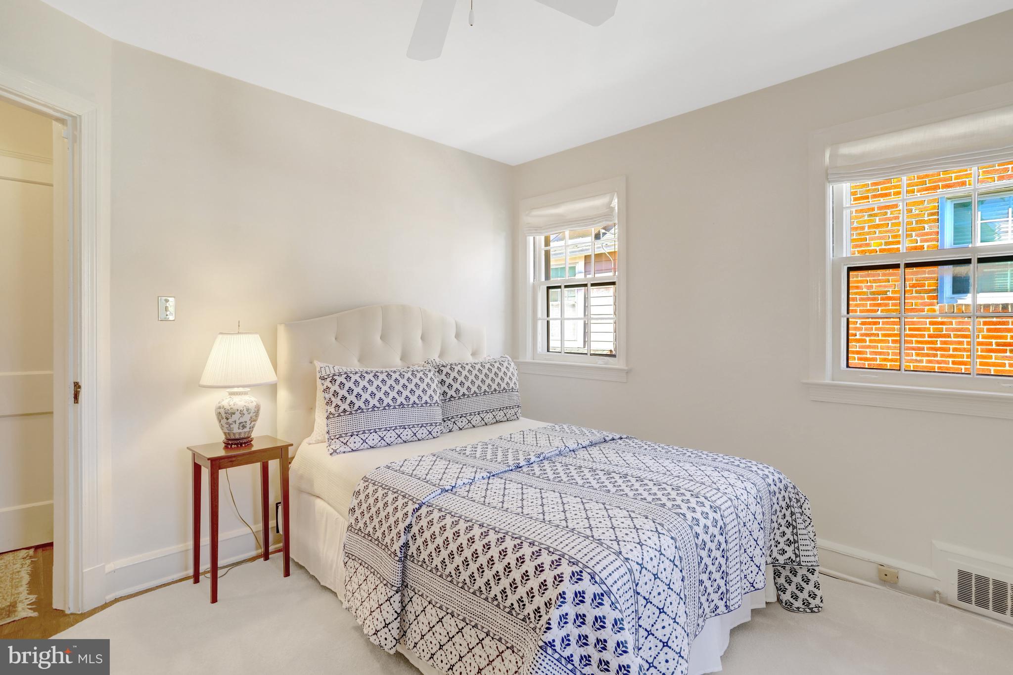 1114 HARRISON STREET N