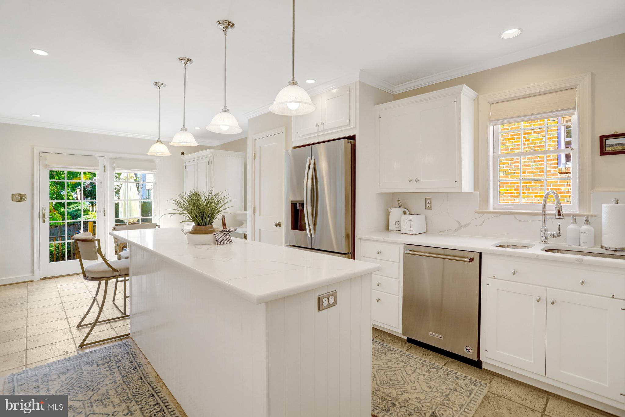 1114 HARRISON STREET N