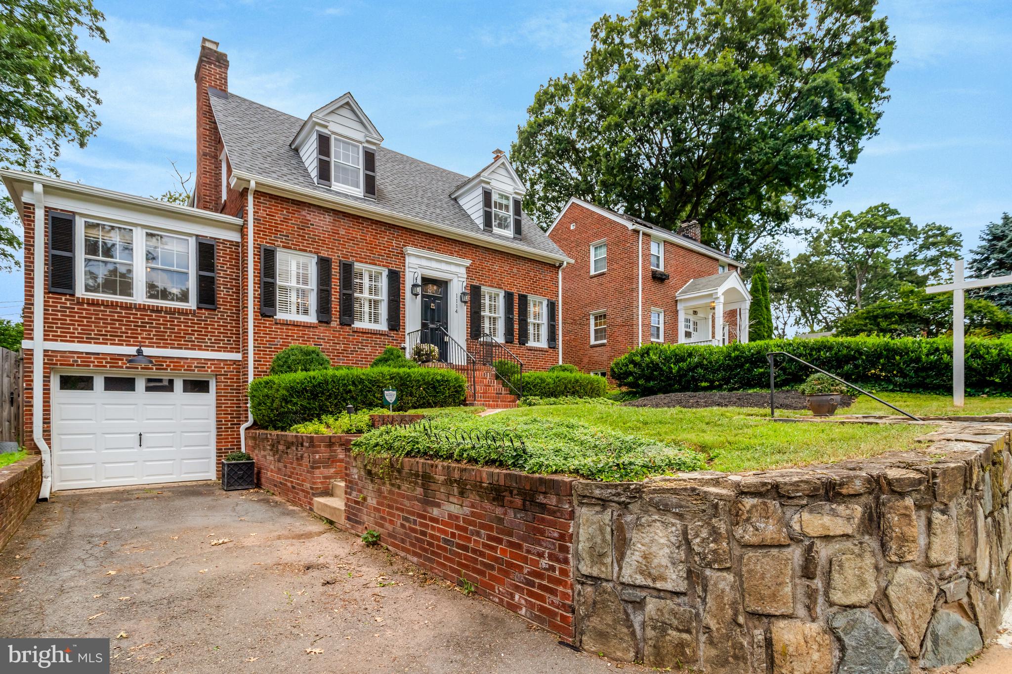 1114 HARRISON STREET N