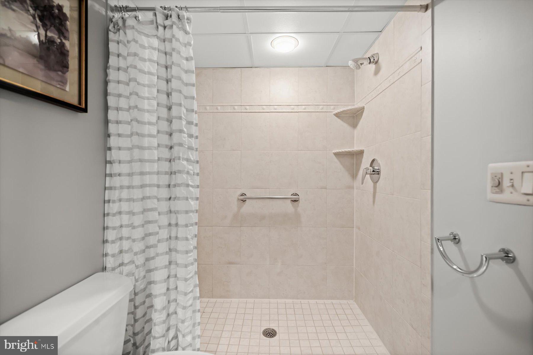 1276 N WAYNE STREET N 1211