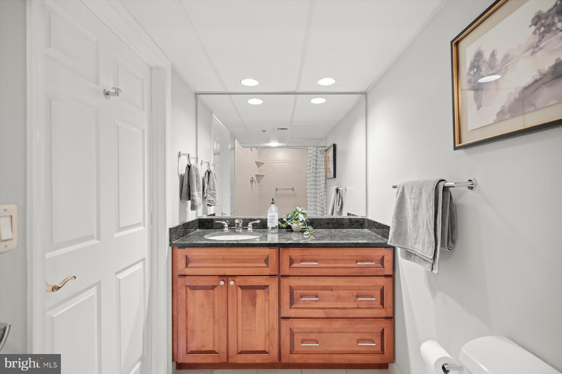 1276 N WAYNE STREET N 1211