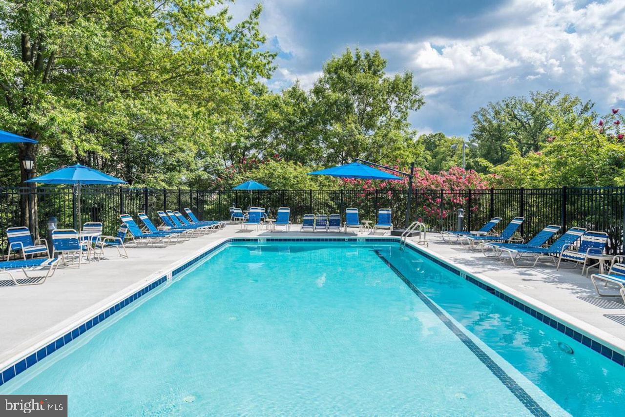 1276 N WAYNE STREET N 1211