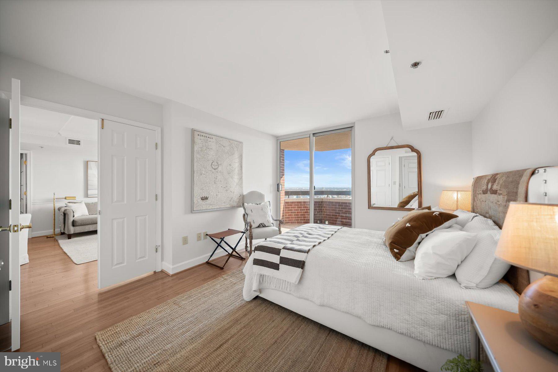 1276 N WAYNE STREET N 1211