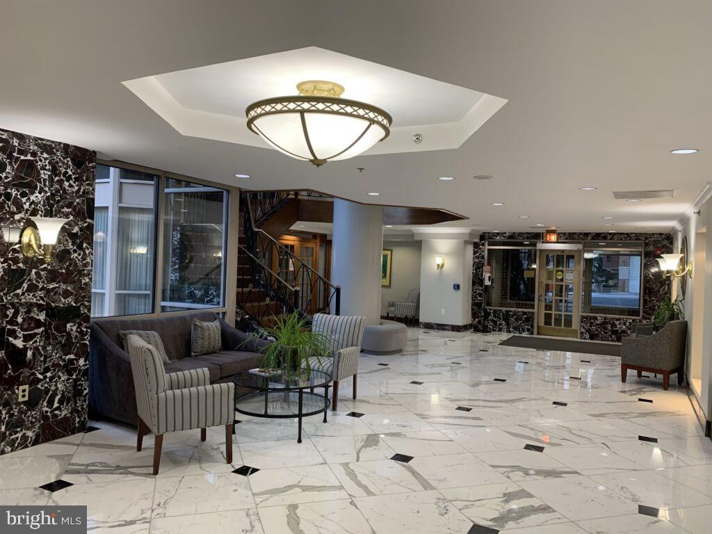 1276 N WAYNE STREET N 1211