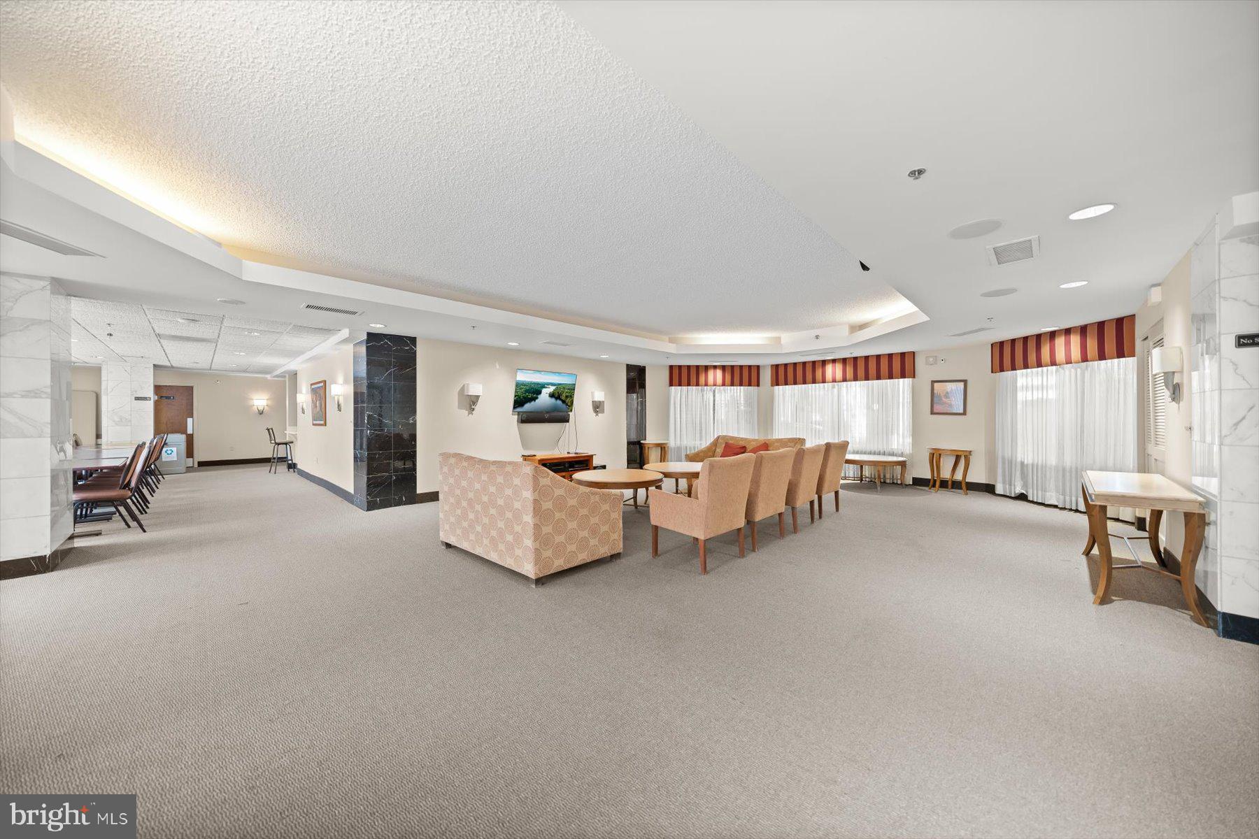 1276 N WAYNE STREET N 1211