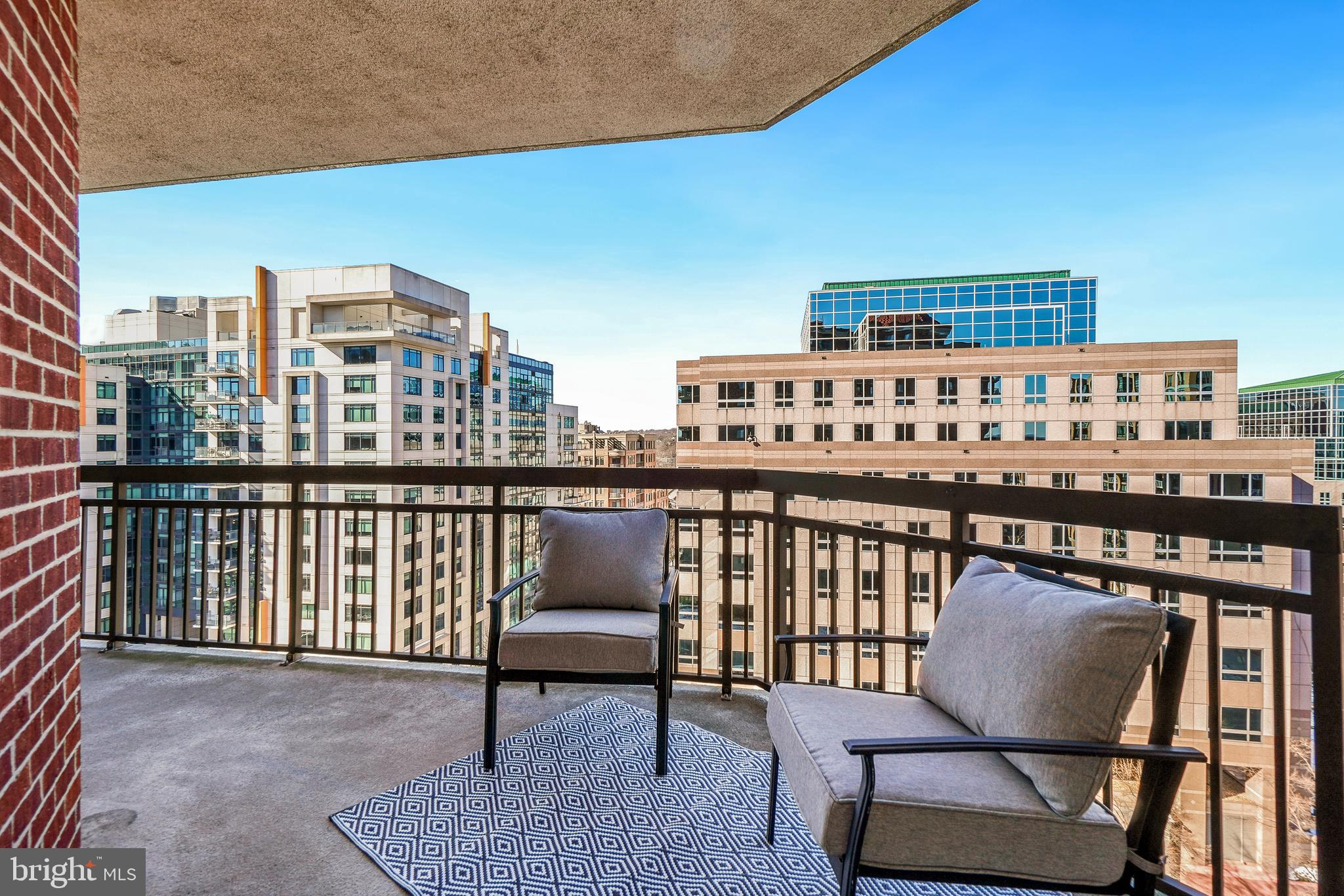 901 N MONROE STREET 1003