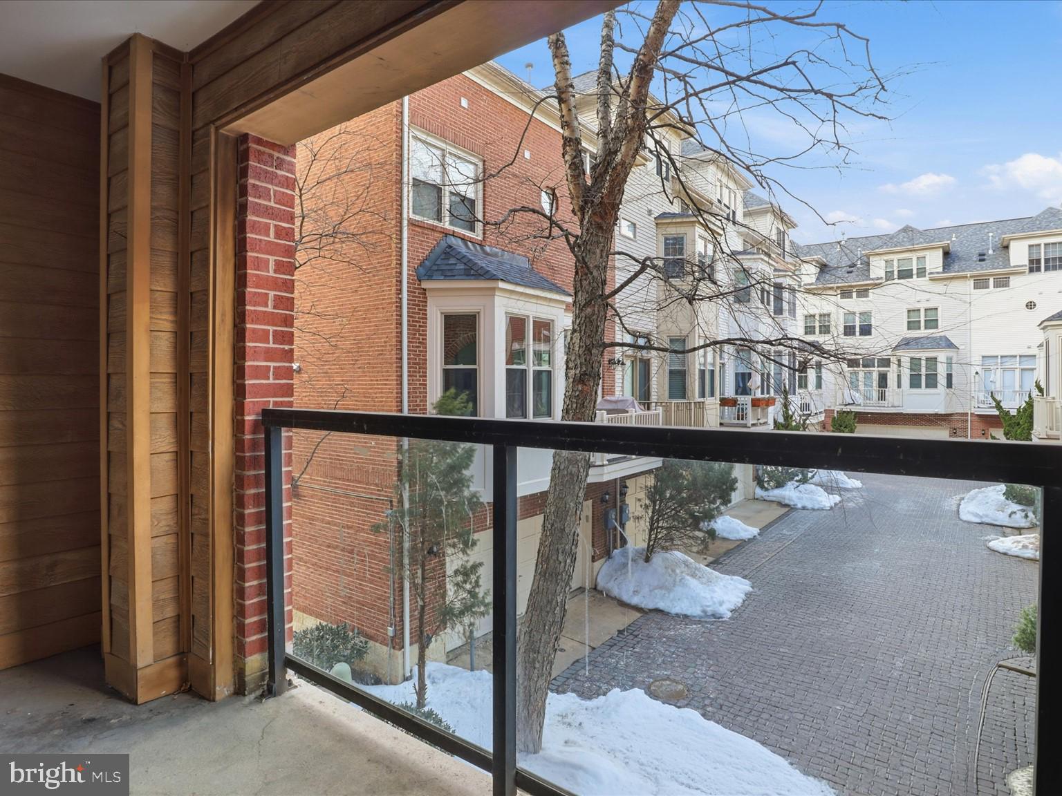 1029 N STUART STREET 206