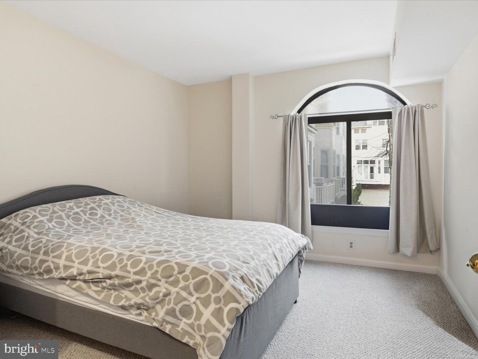 1029 N STUART STREET 206