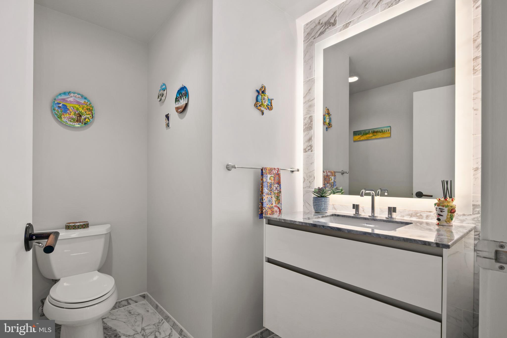 1781 N PIERCE STREET 802