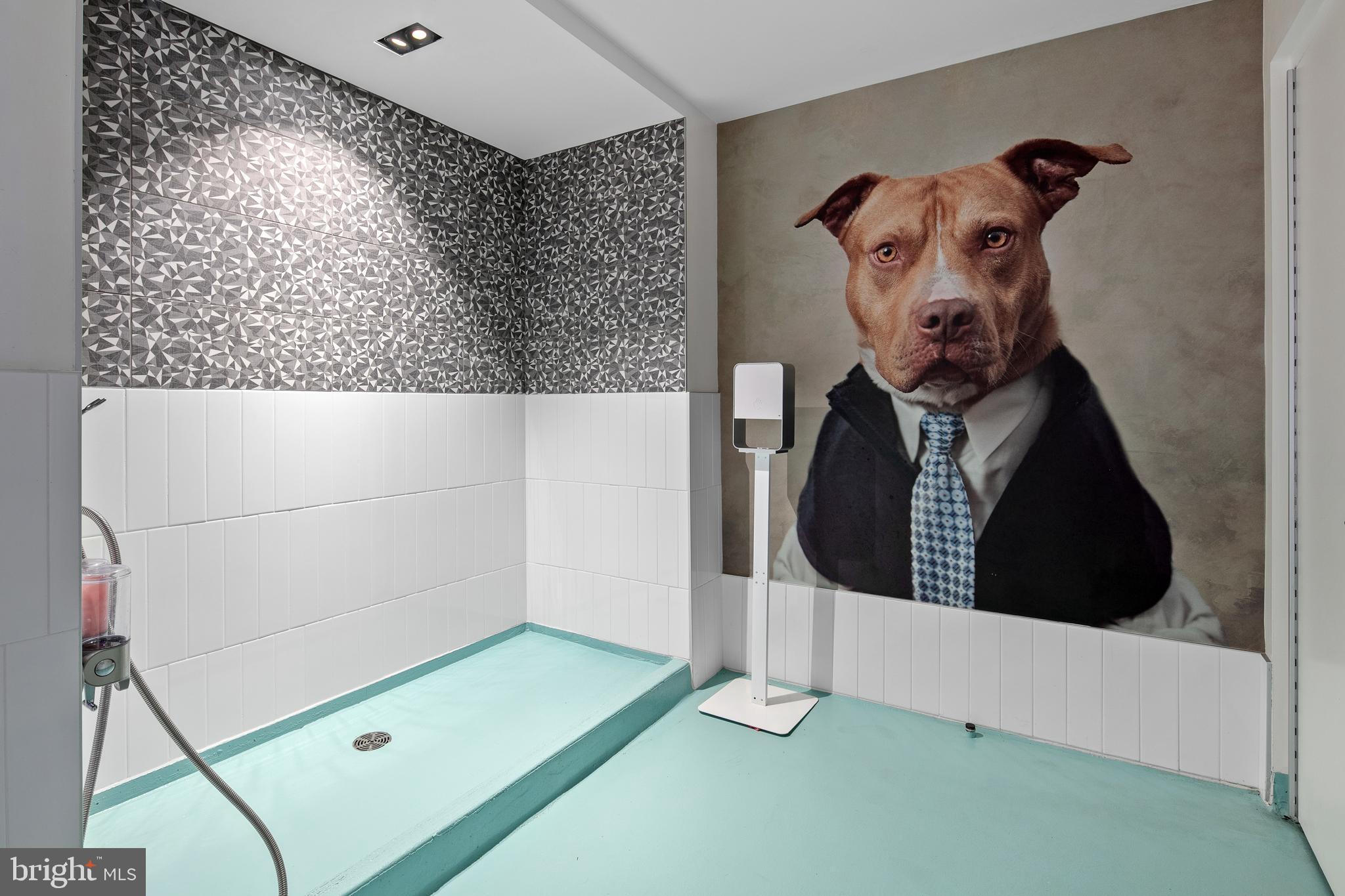 1781 N PIERCE STREET 802