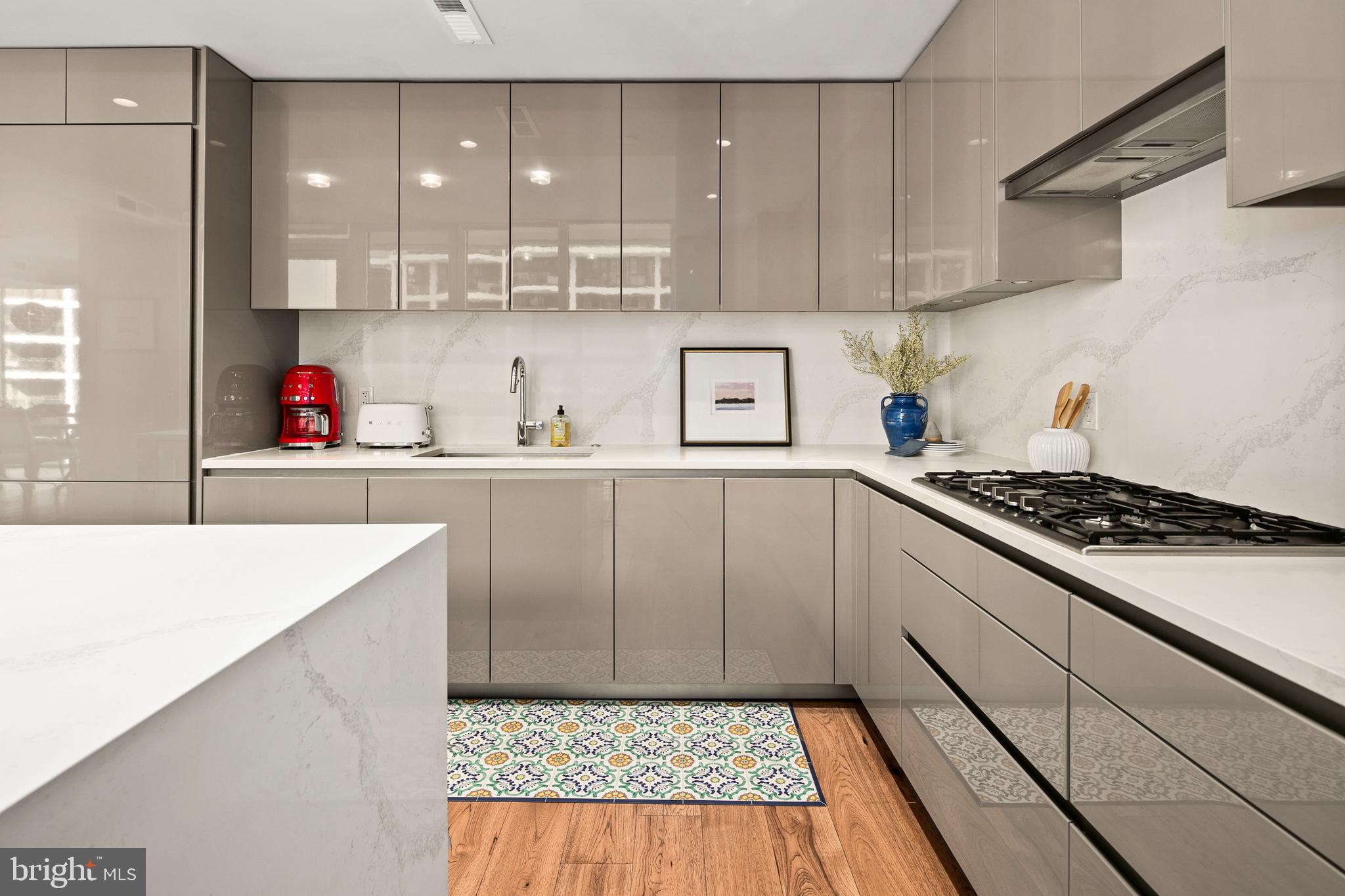 1781 N PIERCE STREET 802