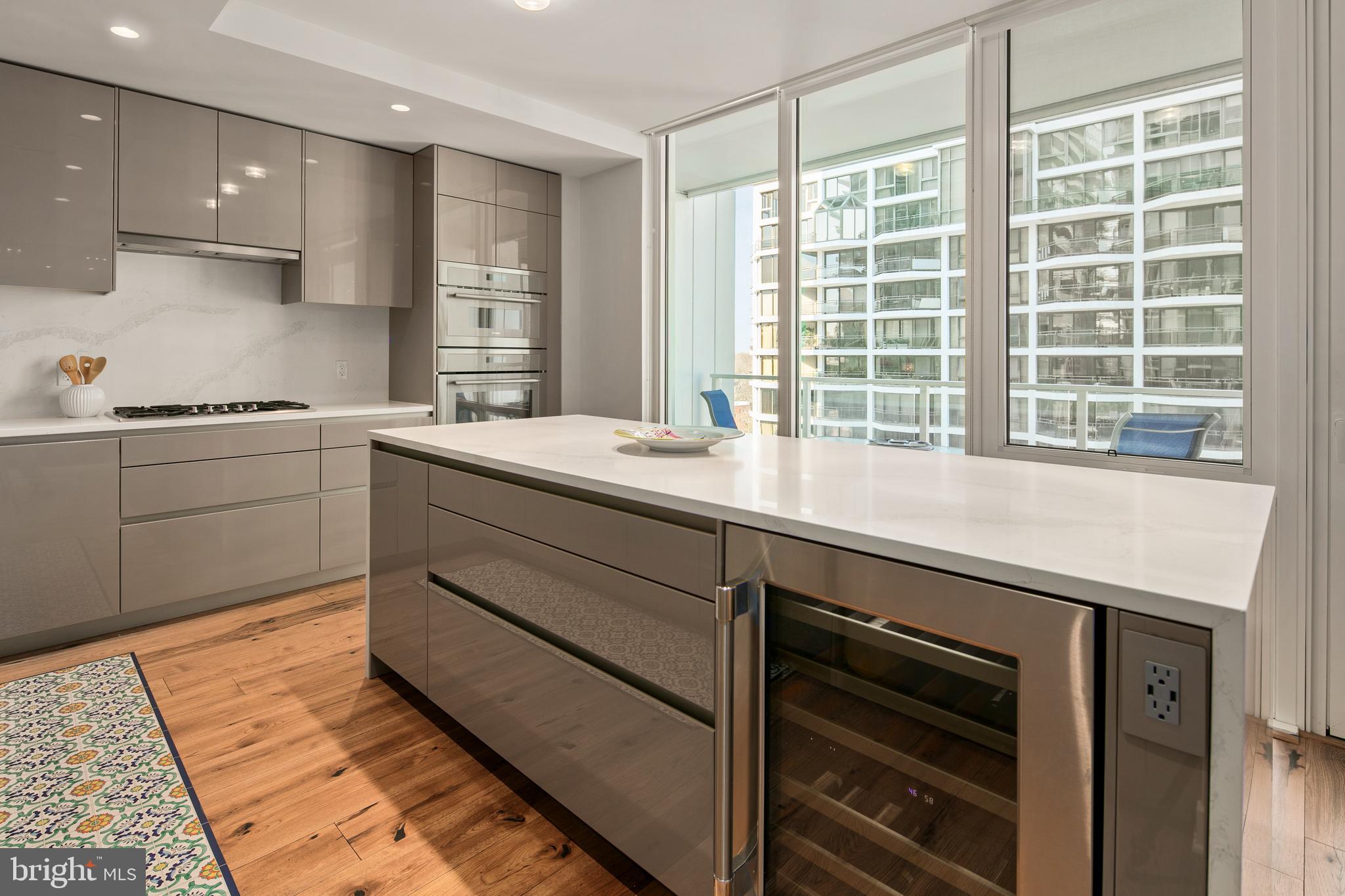 1781 N PIERCE STREET 802