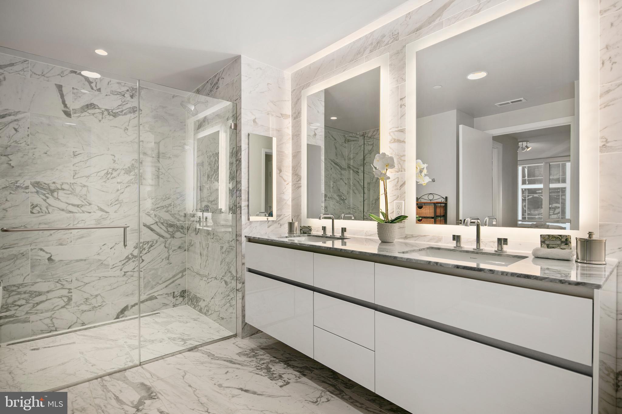 1781 N PIERCE STREET 802