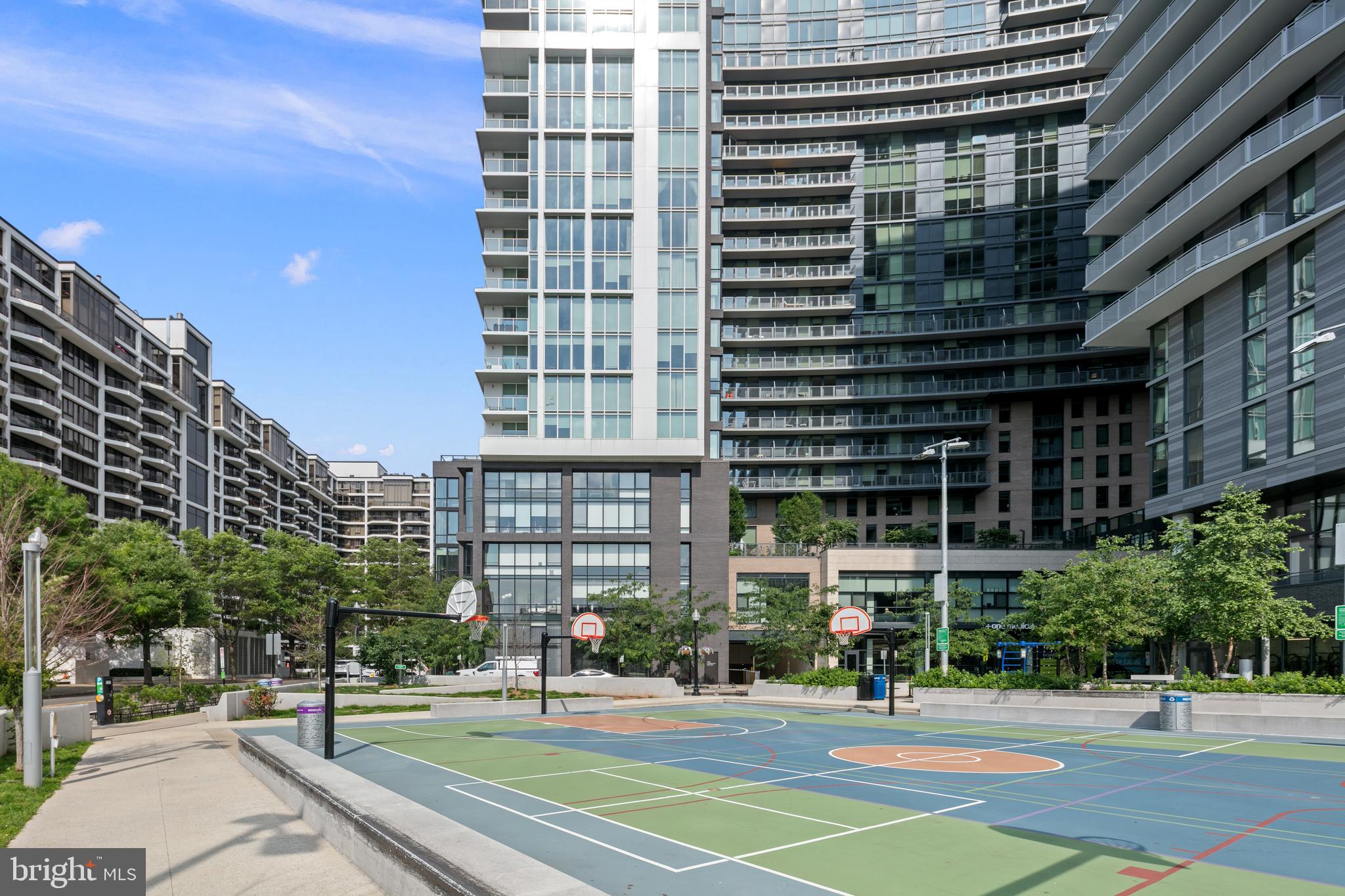 1781 N PIERCE STREET 802