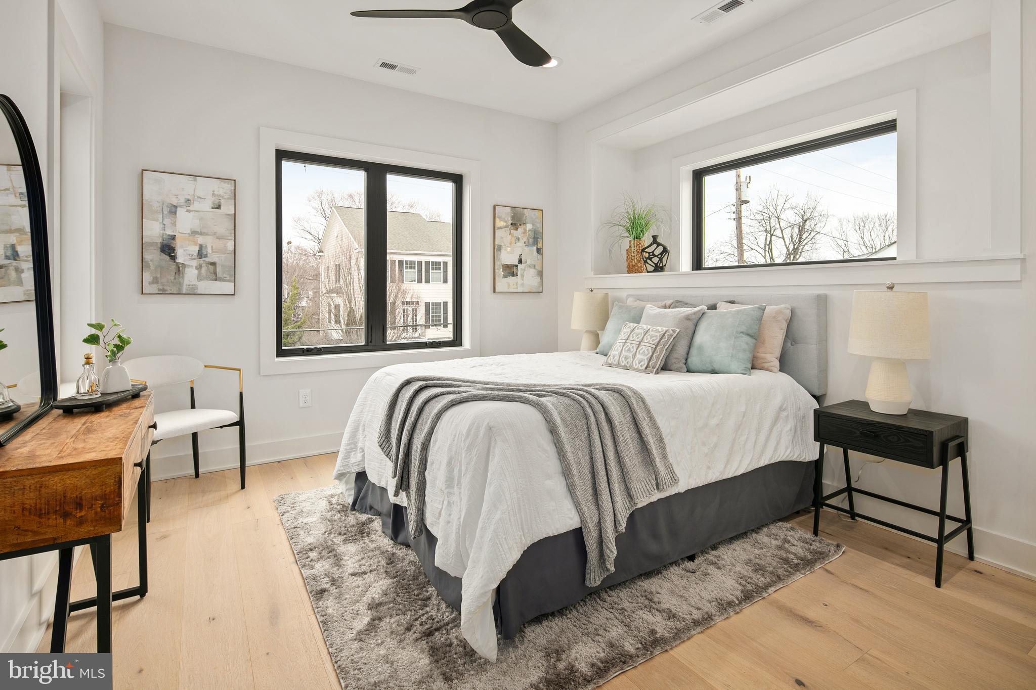 126 S HIGHLAND STREET