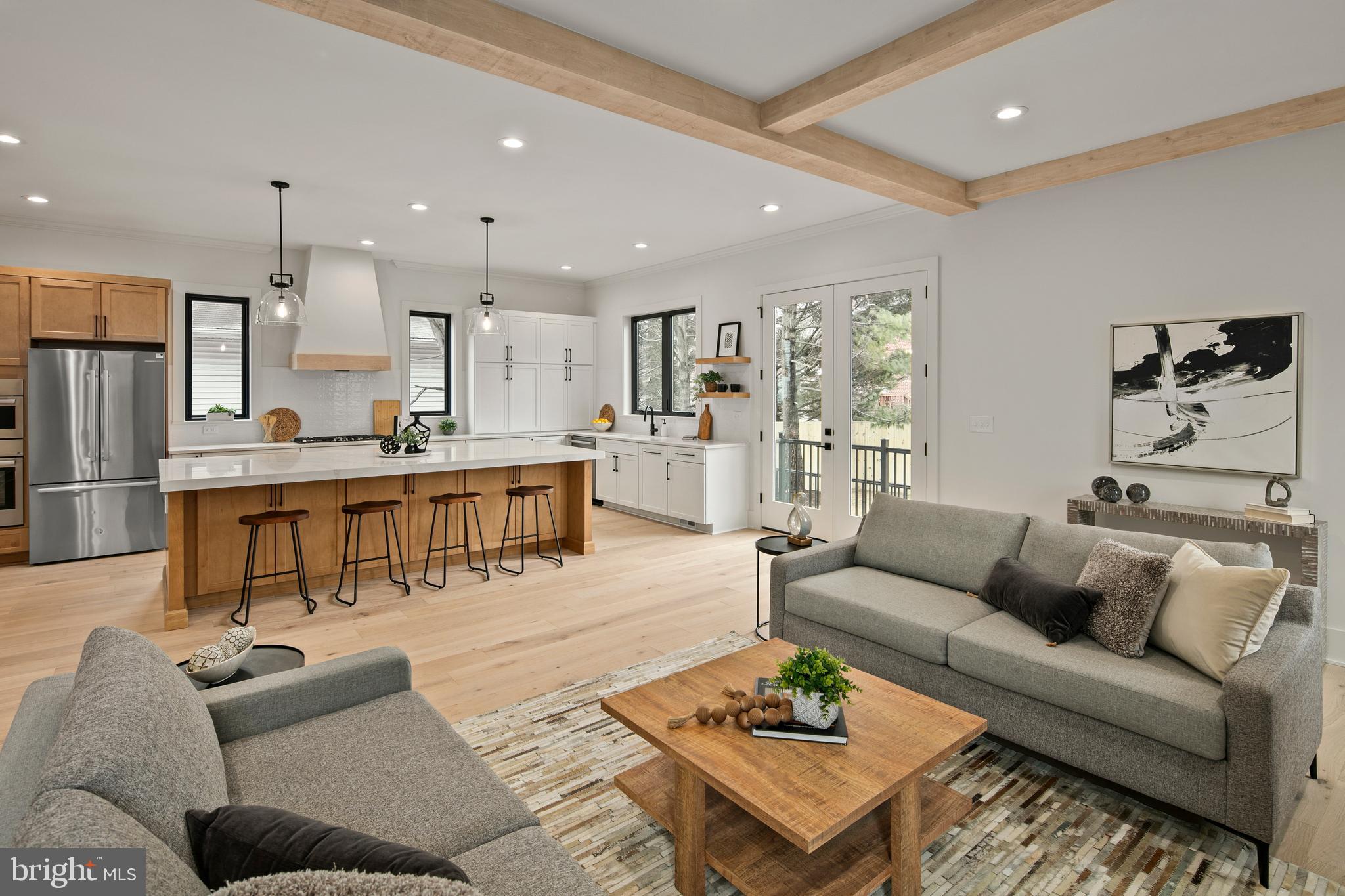 126 S HIGHLAND STREET