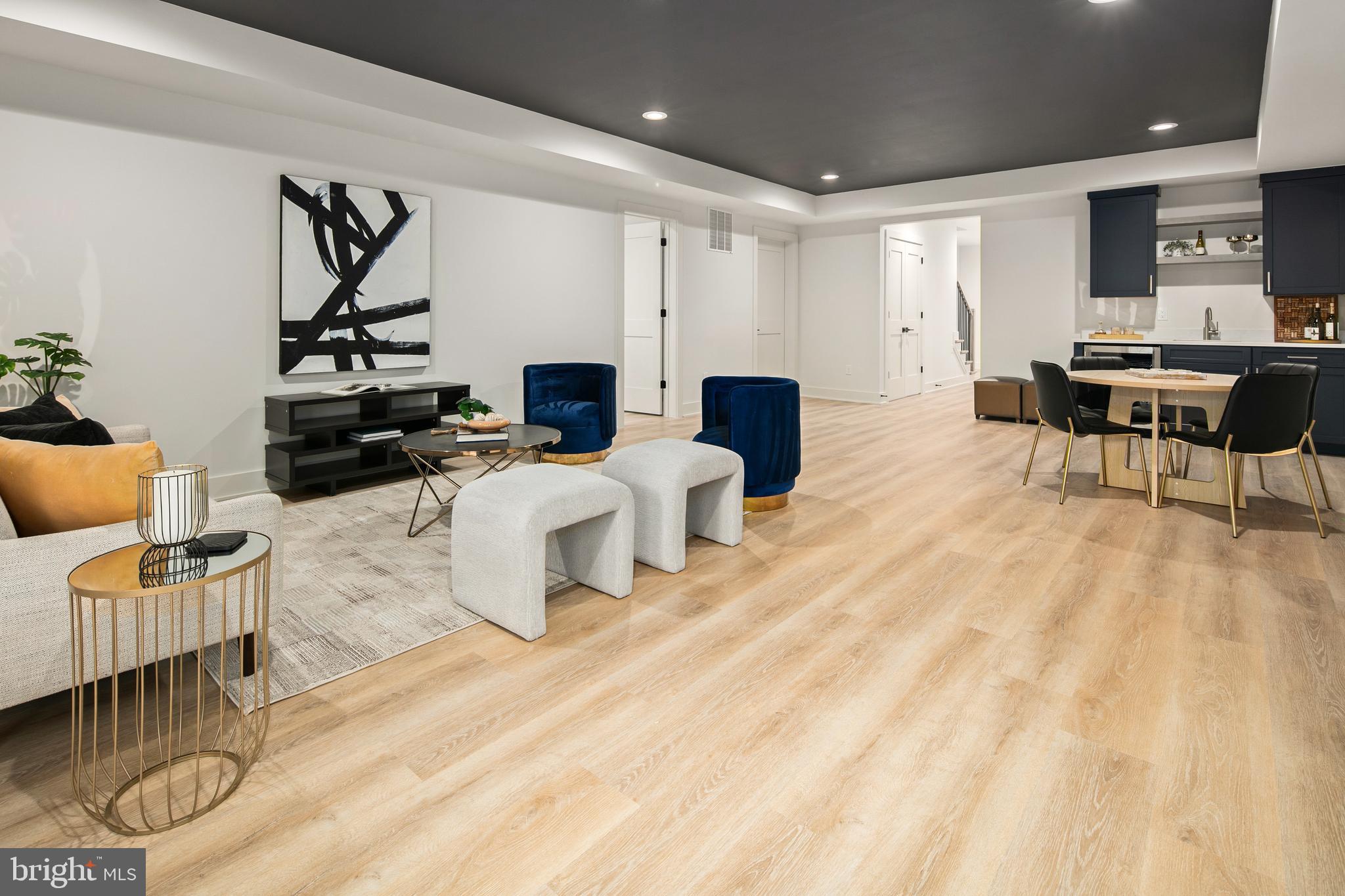 126 S HIGHLAND STREET