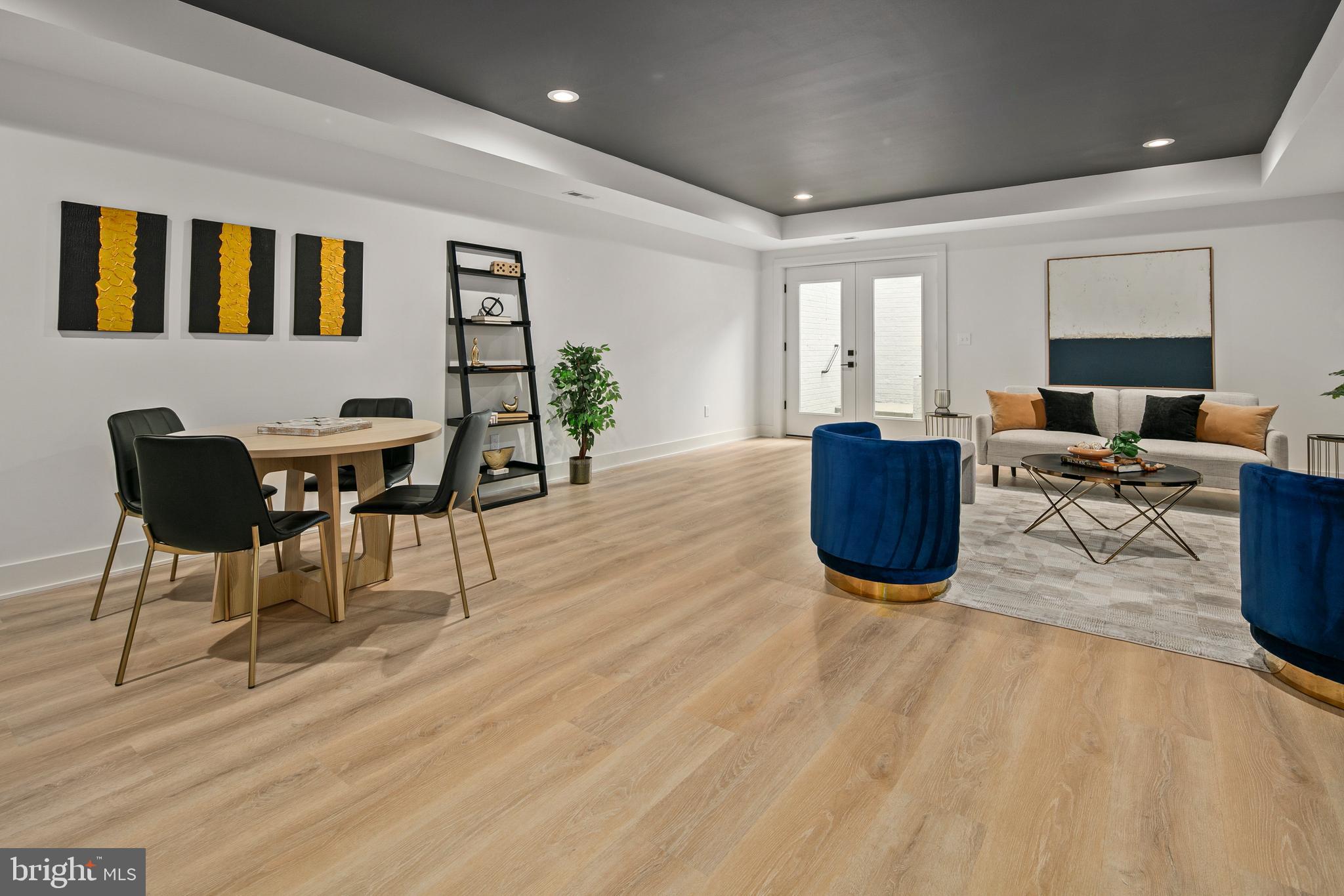 126 S HIGHLAND STREET