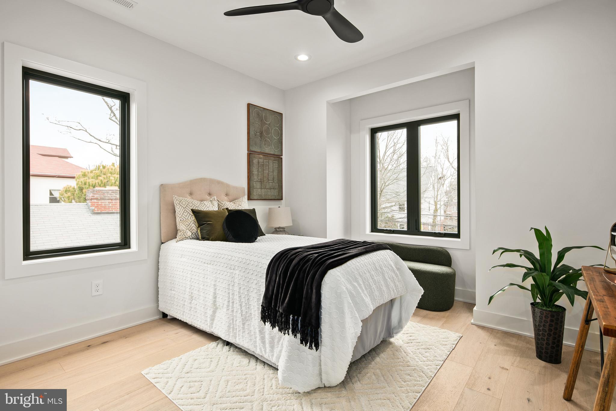 126 S HIGHLAND STREET