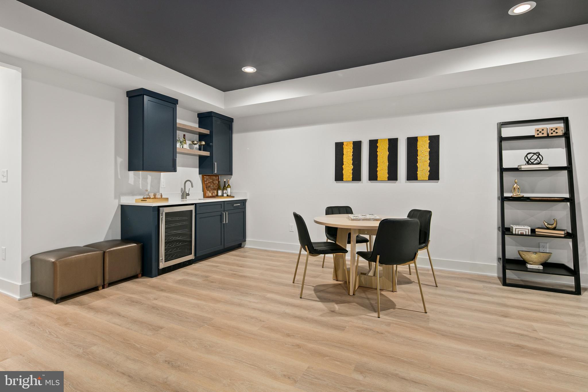 126 S HIGHLAND STREET