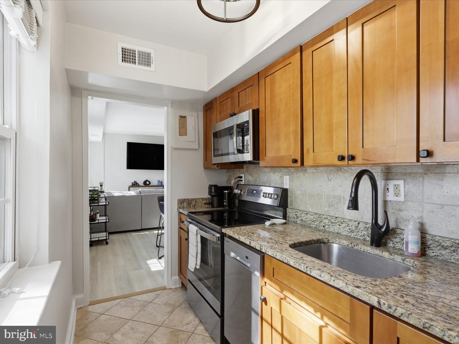 1311 N ODE STREET 625