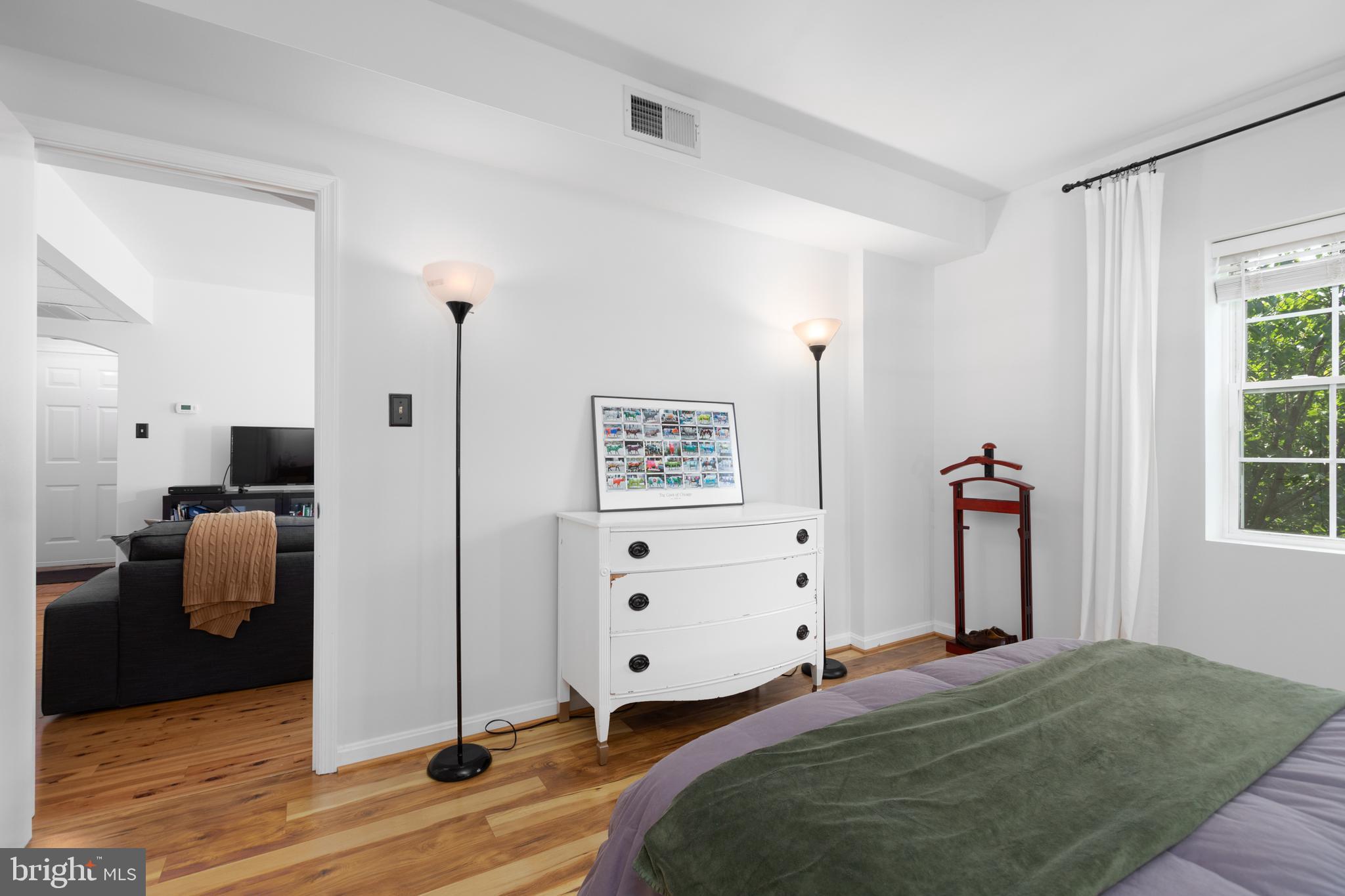 1900 KEY BOULEVARD 464