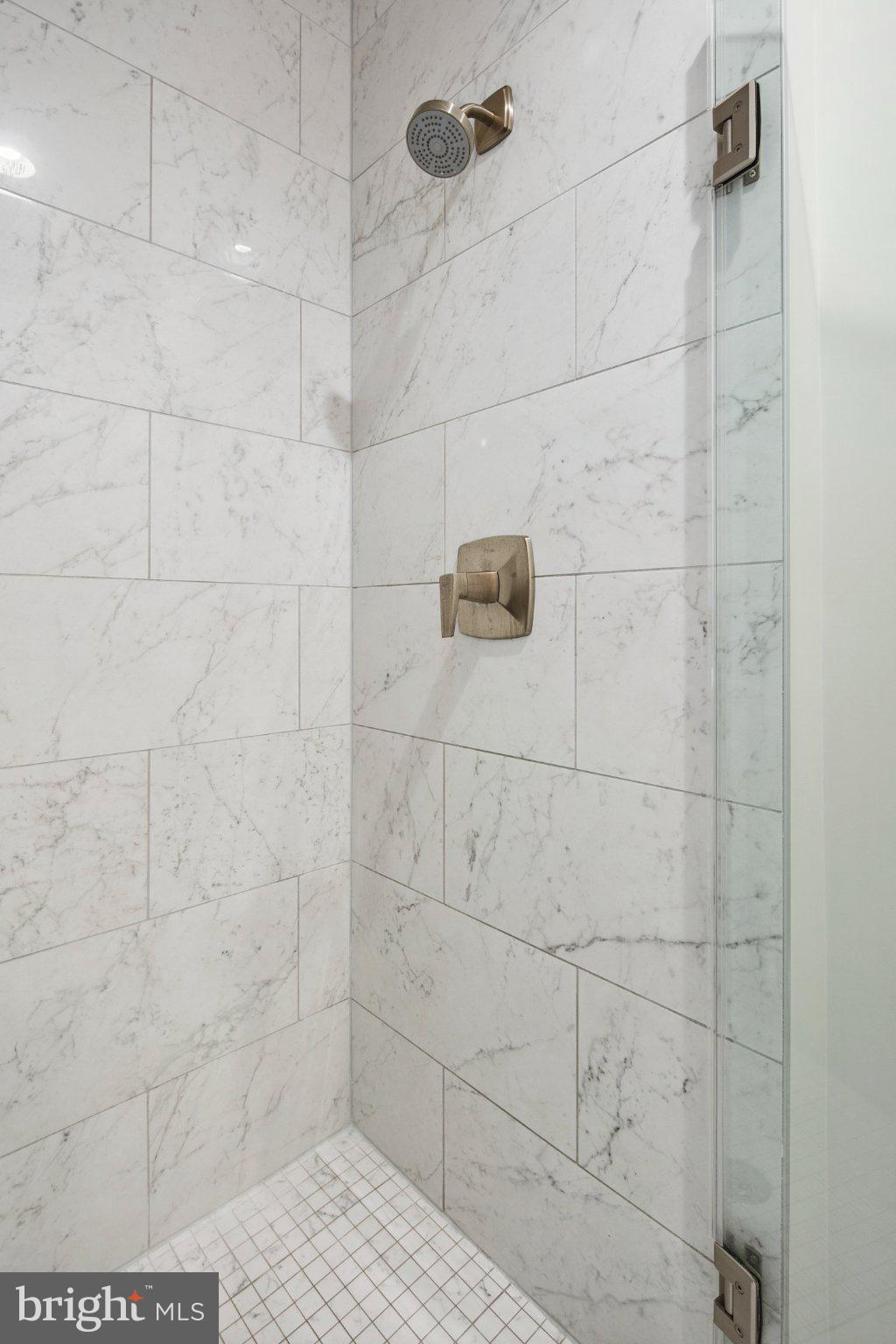 2000 CLARENDON BOULEVARD 504-A