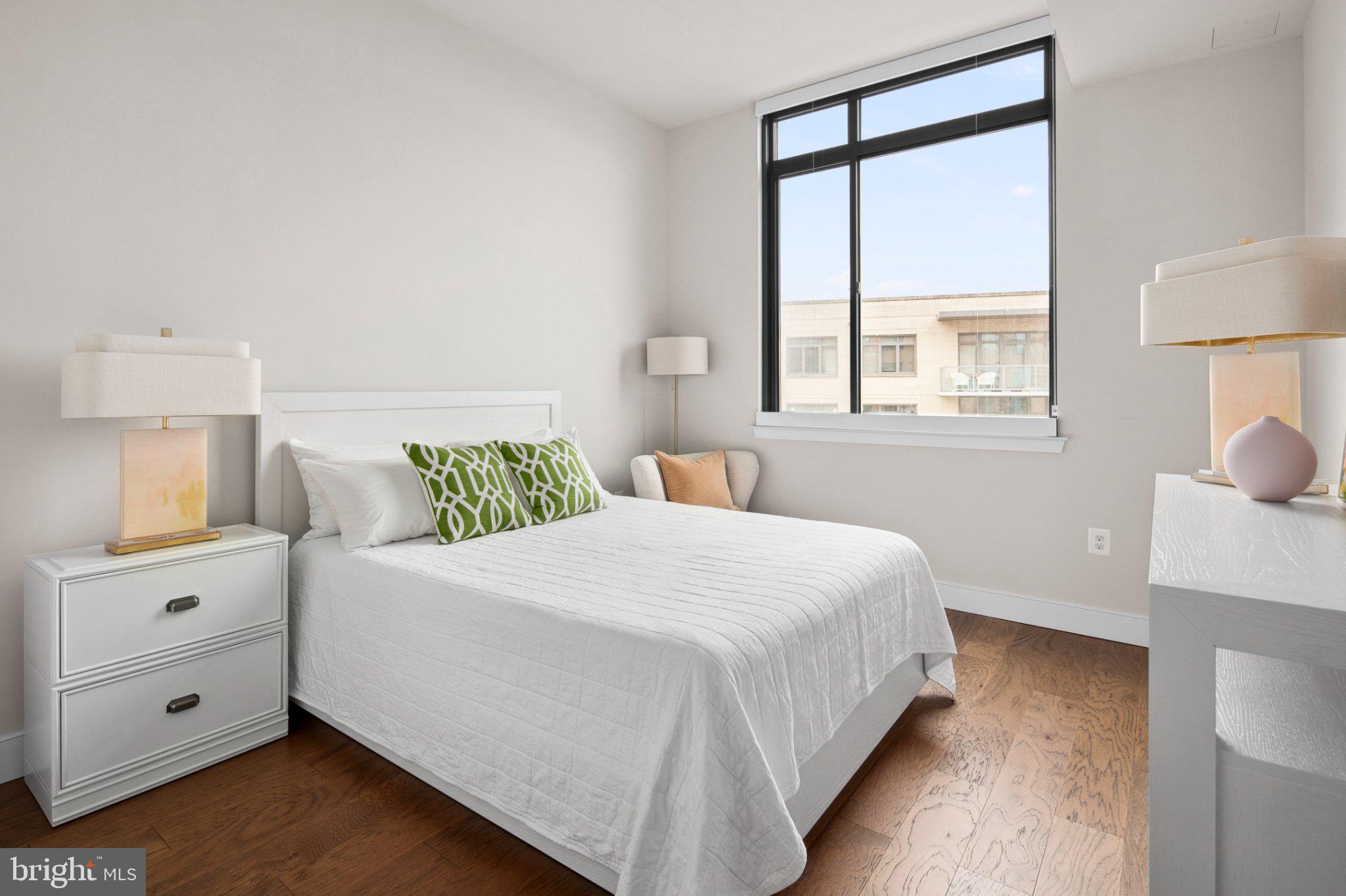 2000 CLARENDON BOULEVARD 504-A