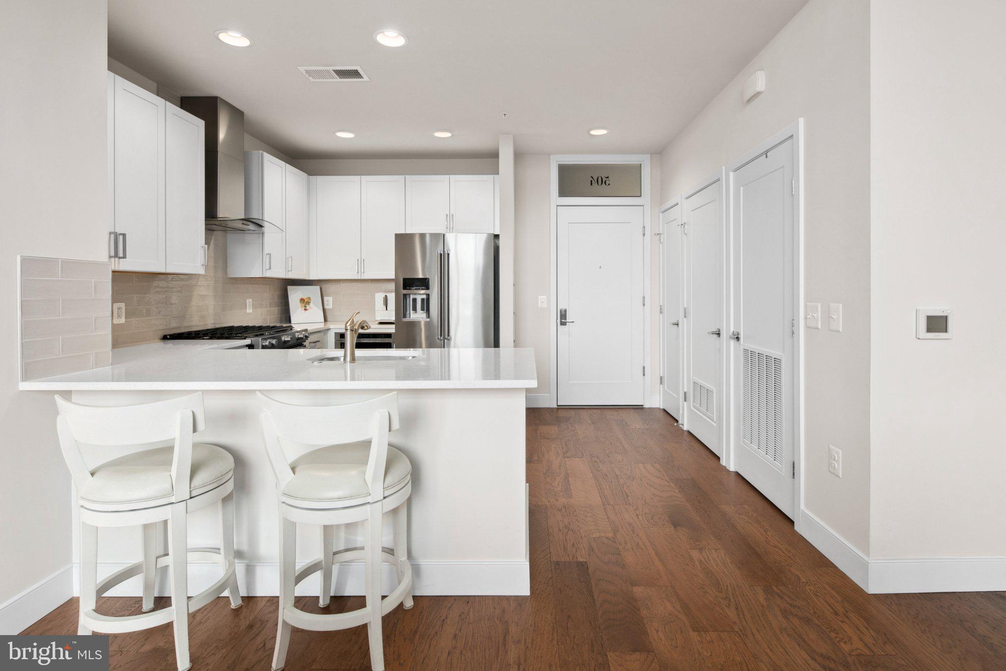 2000 CLARENDON BOULEVARD 504-A