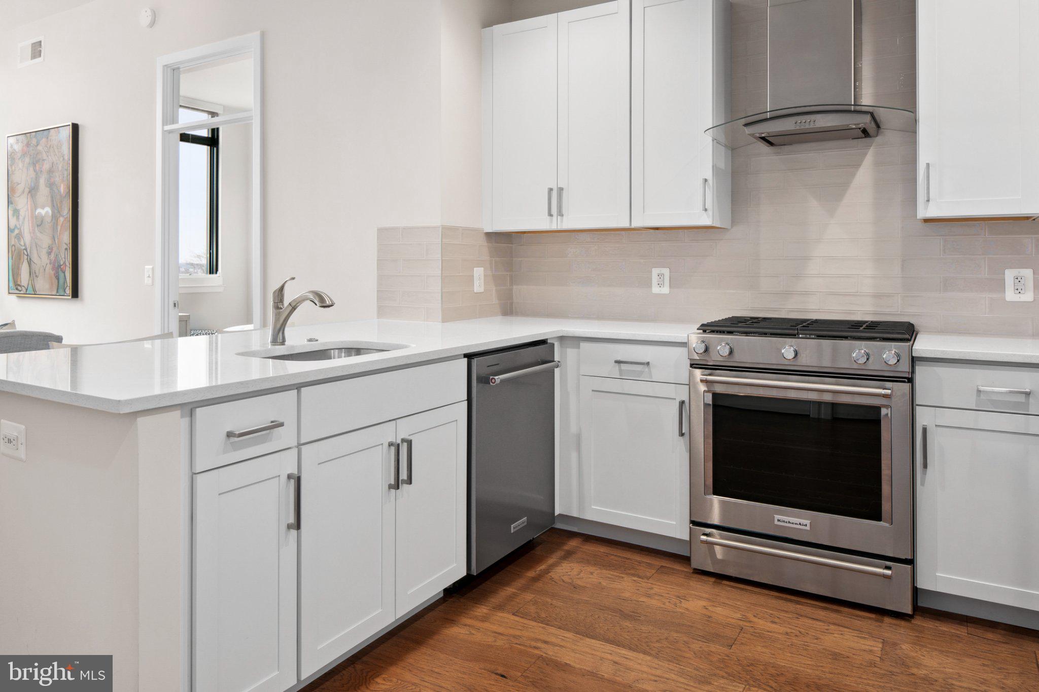 2000 CLARENDON BOULEVARD 504-A