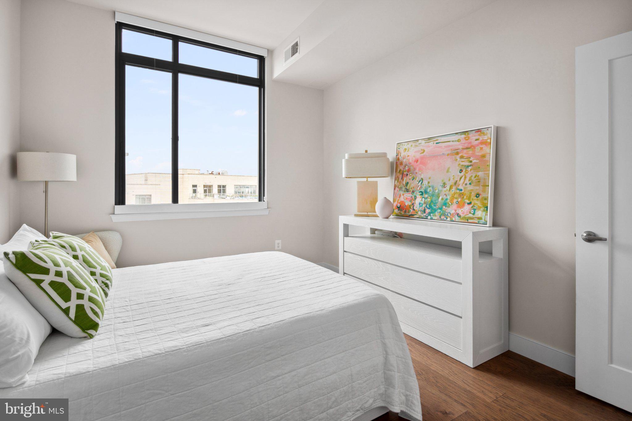 2000 CLARENDON BOULEVARD 504-A