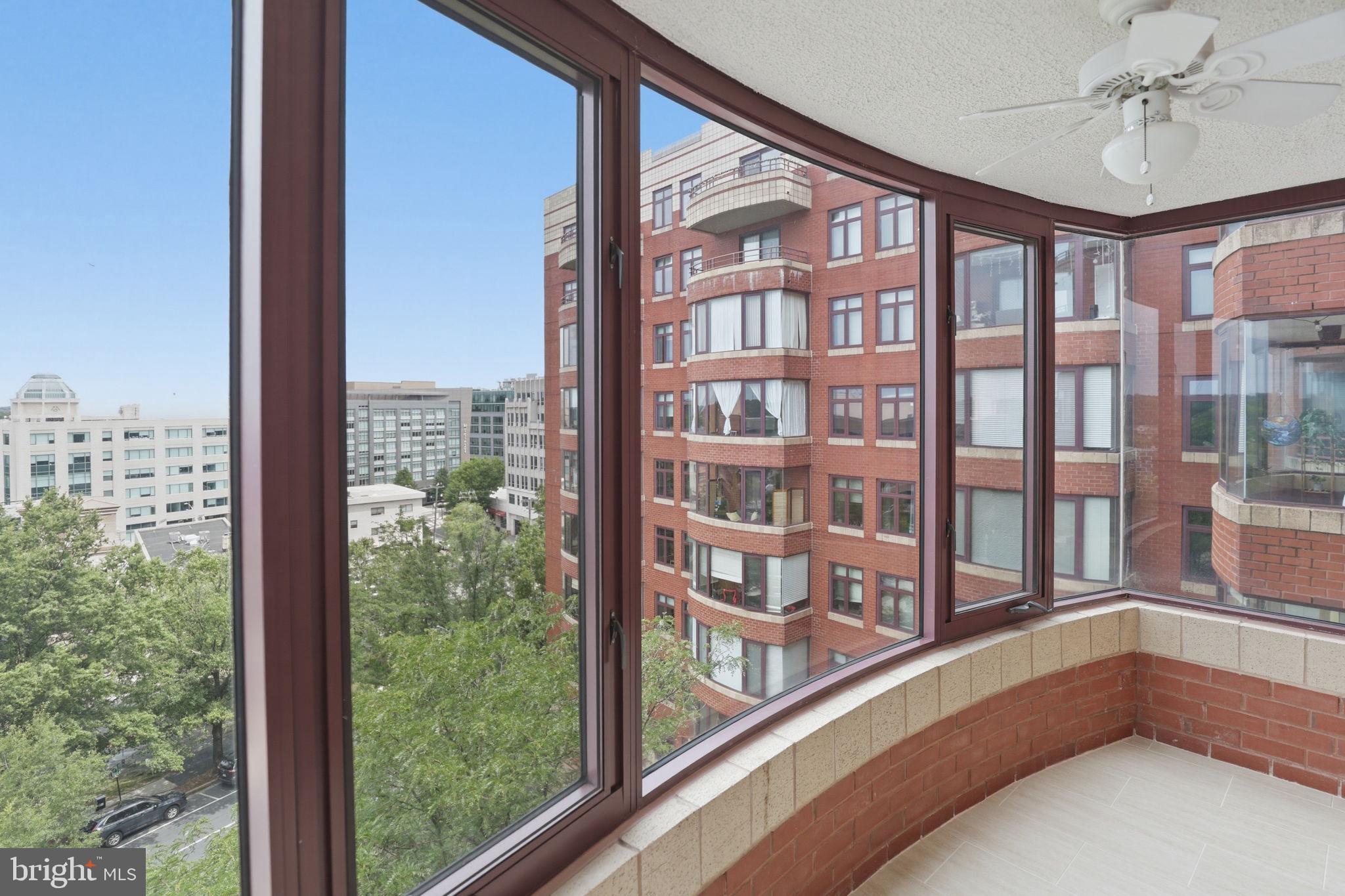 2400 CLARENDON BOULEVARD 815