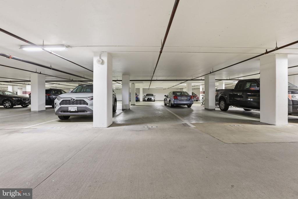 2400 CLARENDON BOULEVARD 815