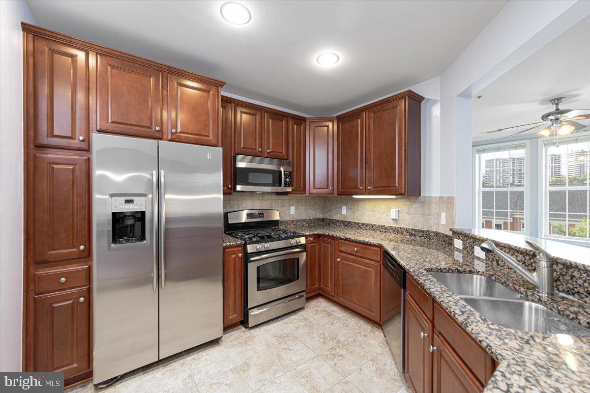400 Cameron Station Blvd #404