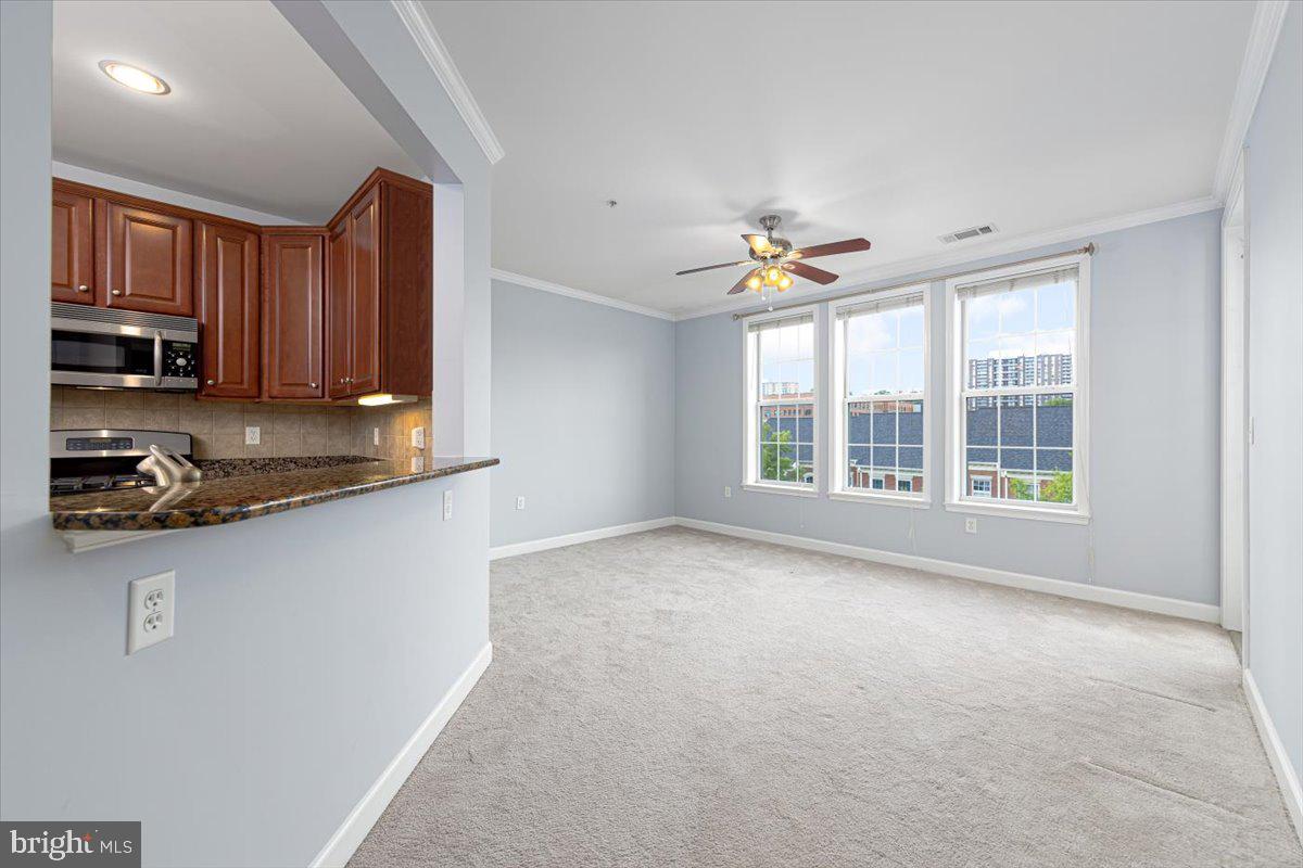 400 Cameron Station Blvd #404