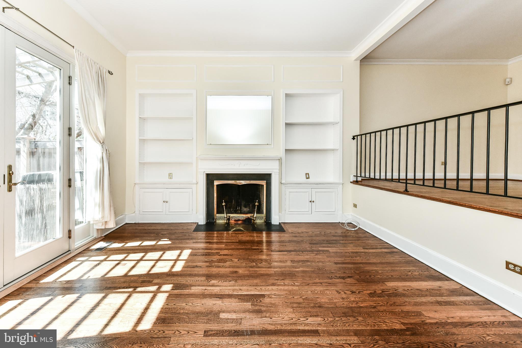 120 Princess St